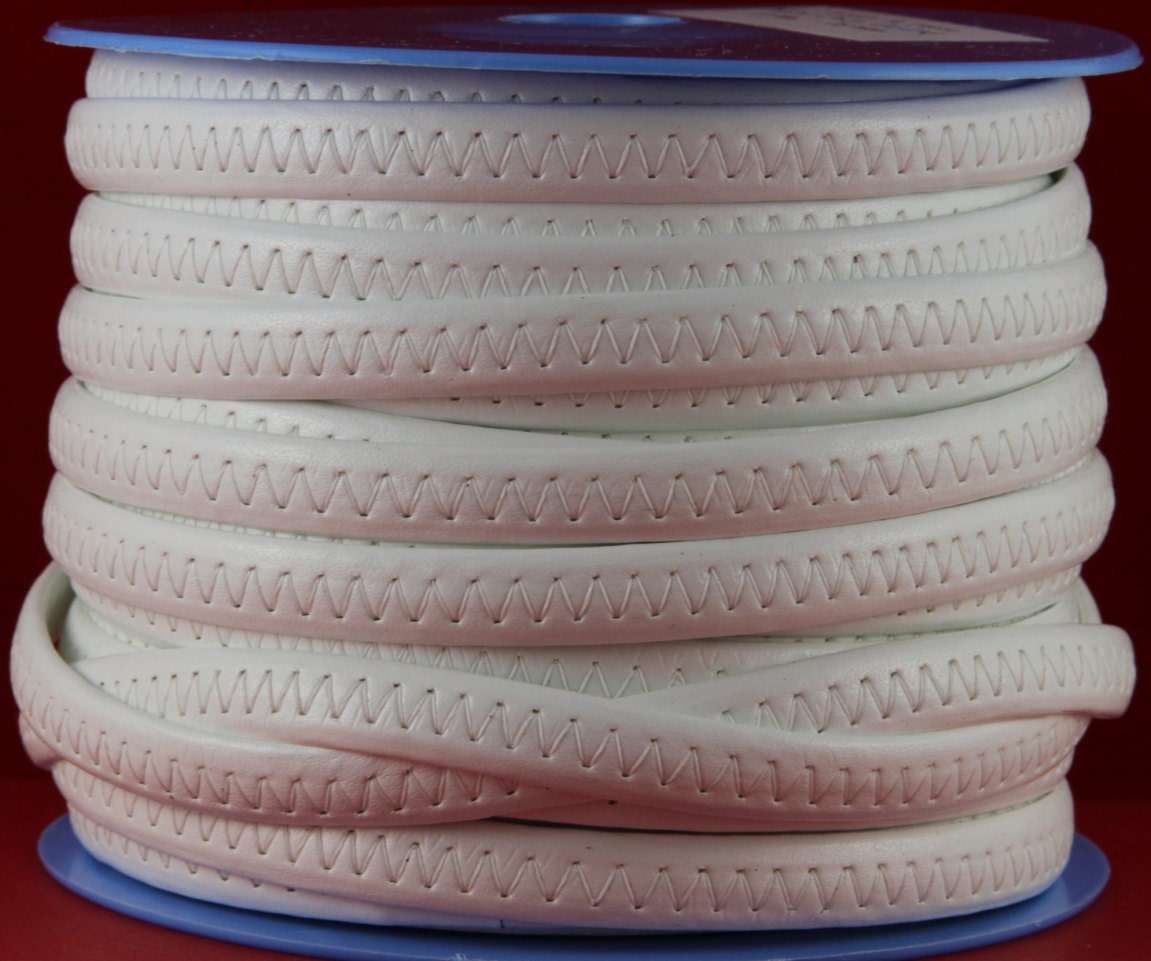 MADE in EUROPE 24" zigzag white leather cord, white leather cord with zigzag stitch, 10mm flat leather cord (MC10ZIGZAGBLA)