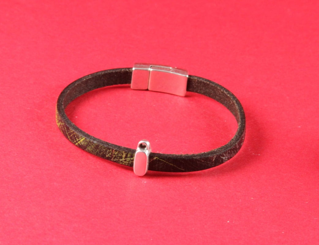0/4 MADE in EUROPE 5 zamak bail sliders, 5mm flat cord bail slider, slider with hanging ring, flat cord charm holder Qt5