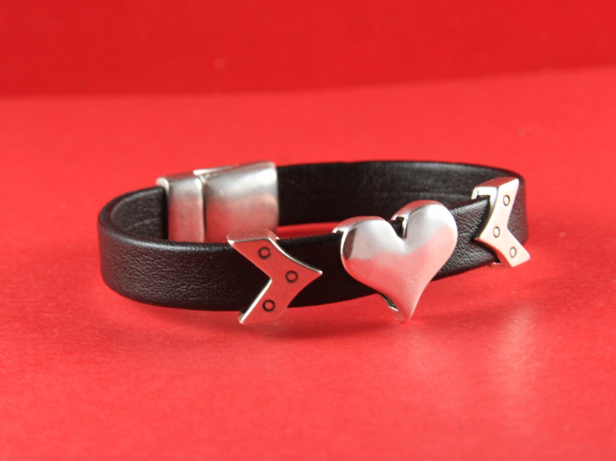 FS0684>>MADE in EUROPE 2 zamak arrow sliders, 10mm flat cord sliders, 10mm leather cord sliders, zamak sliders Qty2