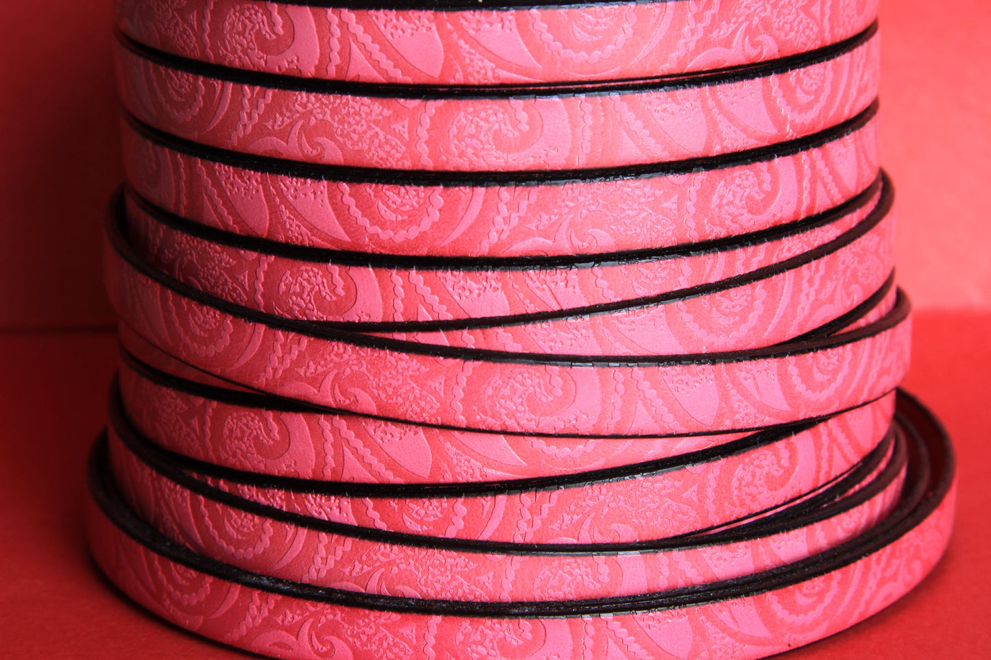 MADE in EUROPE 24" flat leather cord, embossed 10mm fucsia leather cord, engraved leather cord (503/10/11)