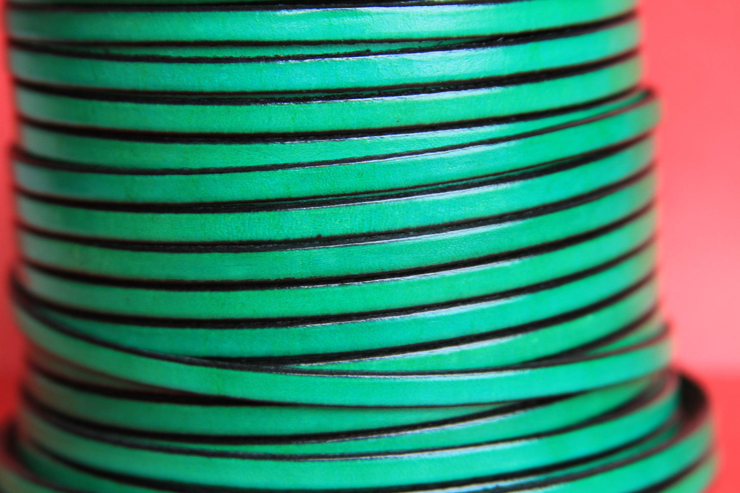 MADE in EUROPE 1 yard of 5mm flat leather cord, genuine green leather 5mm strip, flat green leather cord (221/05/15)