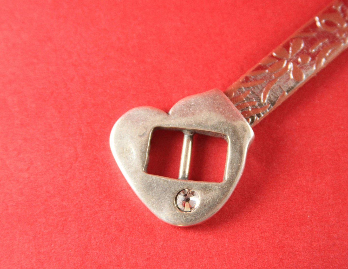 FC0057>>MADE in EUROPE zamak heart buckle clasp with Swarovski crystal, heart slider clasp, hammered heart clasp (78804/10z2) qty1