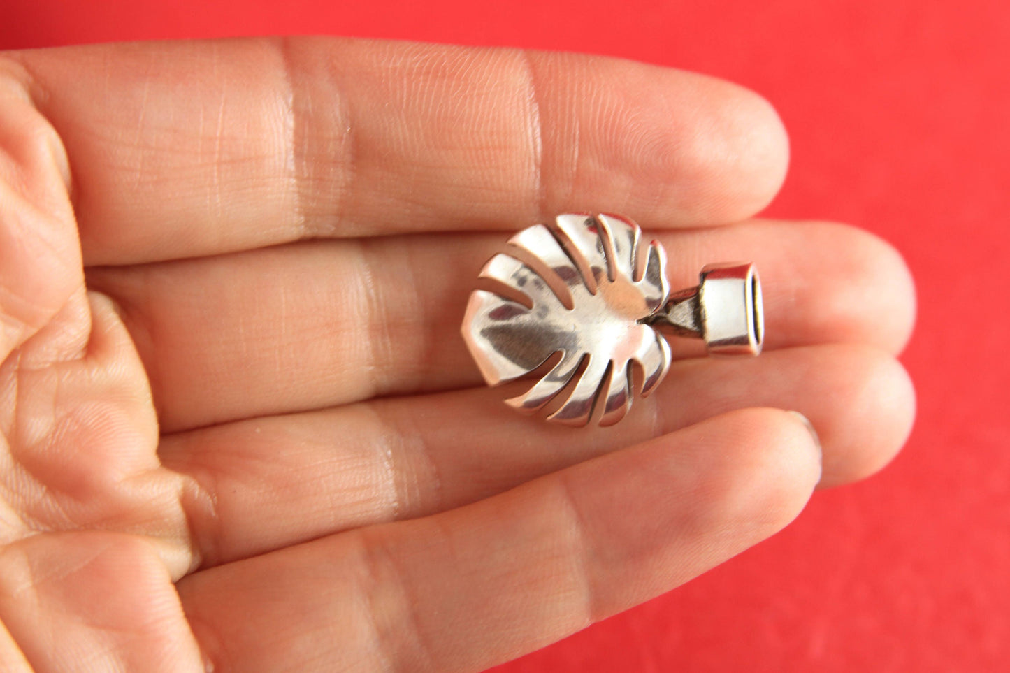 RC0045>>MADE in EUROPE zamak palm leaf clasp with slider, 3mm round cord clasp, silver leaf hook clasp (CRPs) Qty1