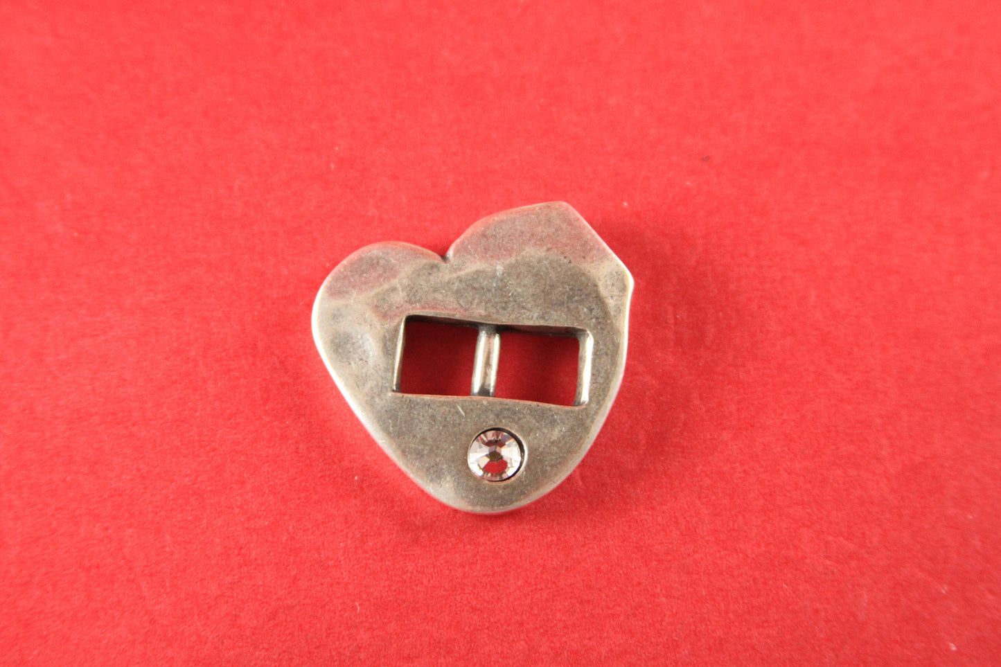FC0062>>MADE in EUROPE zamak heart buckle clasp with Swarovski crystal, heart slider clasp, hammered heart clasp (788804/06z2) qty1