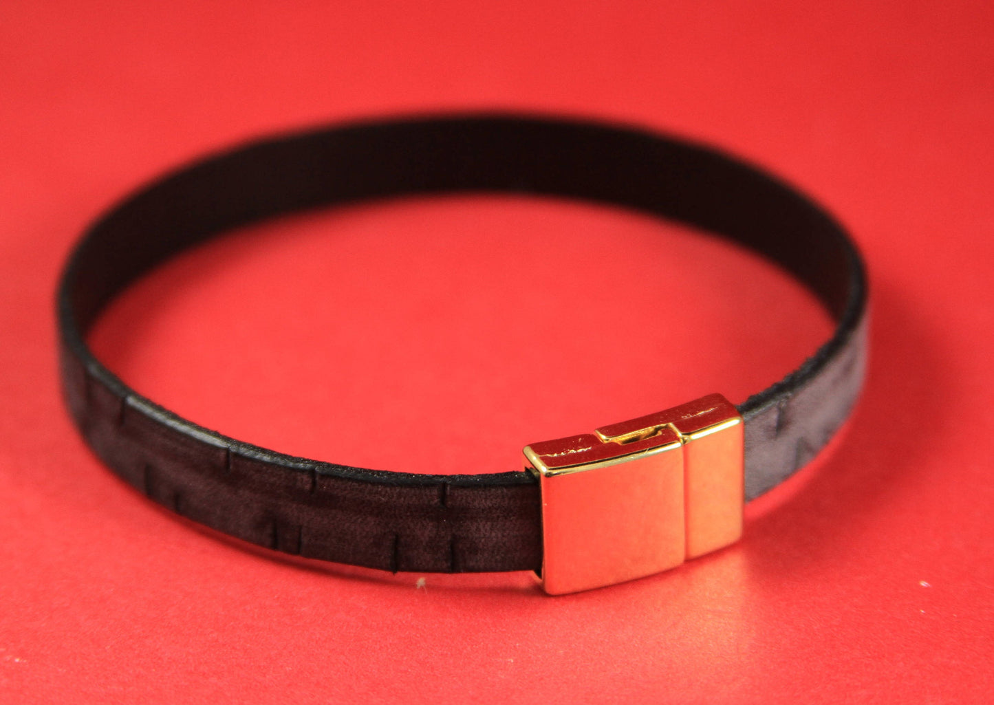 FC0136>> MADE IN EUROPE gold magnetic clasp for 10mm flat cord, bracelet gold clasp, flat 10mm cord gold zamak clasp, (78925/10) Qty1
