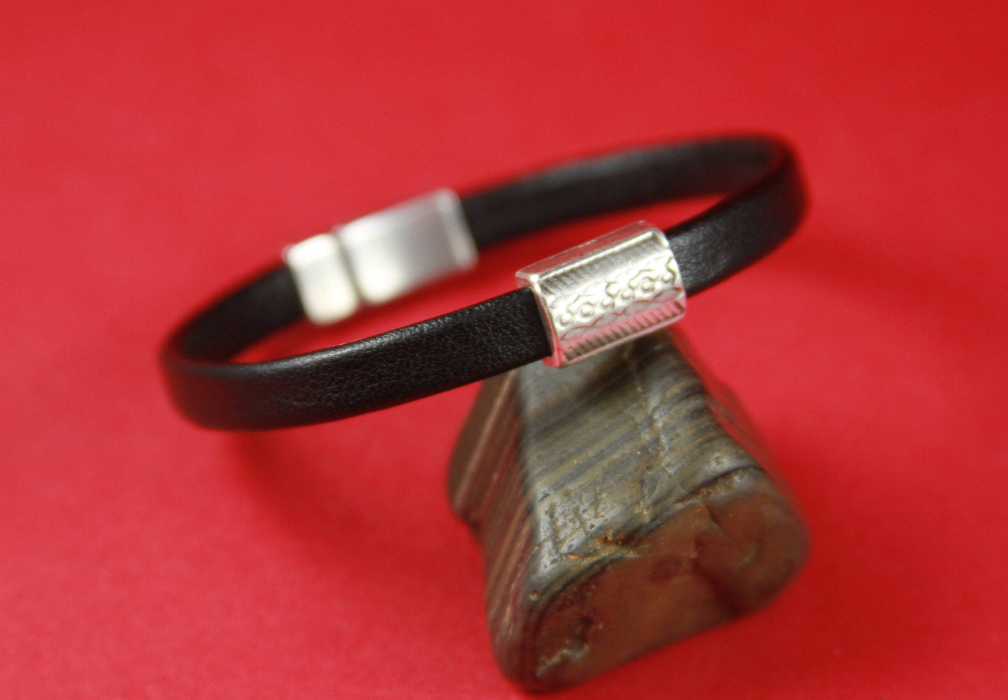 FS0287>> MADE in EUROPE 2 zamak sliders for 6mm cord, flat cord slider, zamak textured sliders qty2