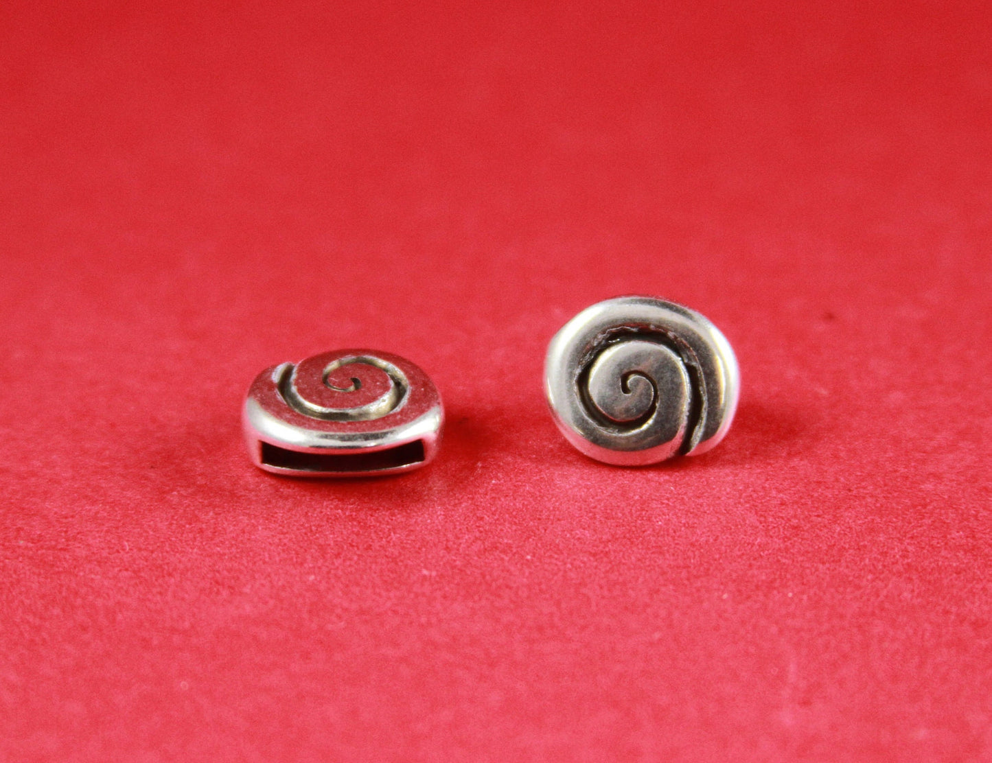 FS0244>>MADE IN EUROPE 2 zamak seashell sliders, sliders for flat cord, 10mm flat cord sea shell slider (Ablz171) Qty2