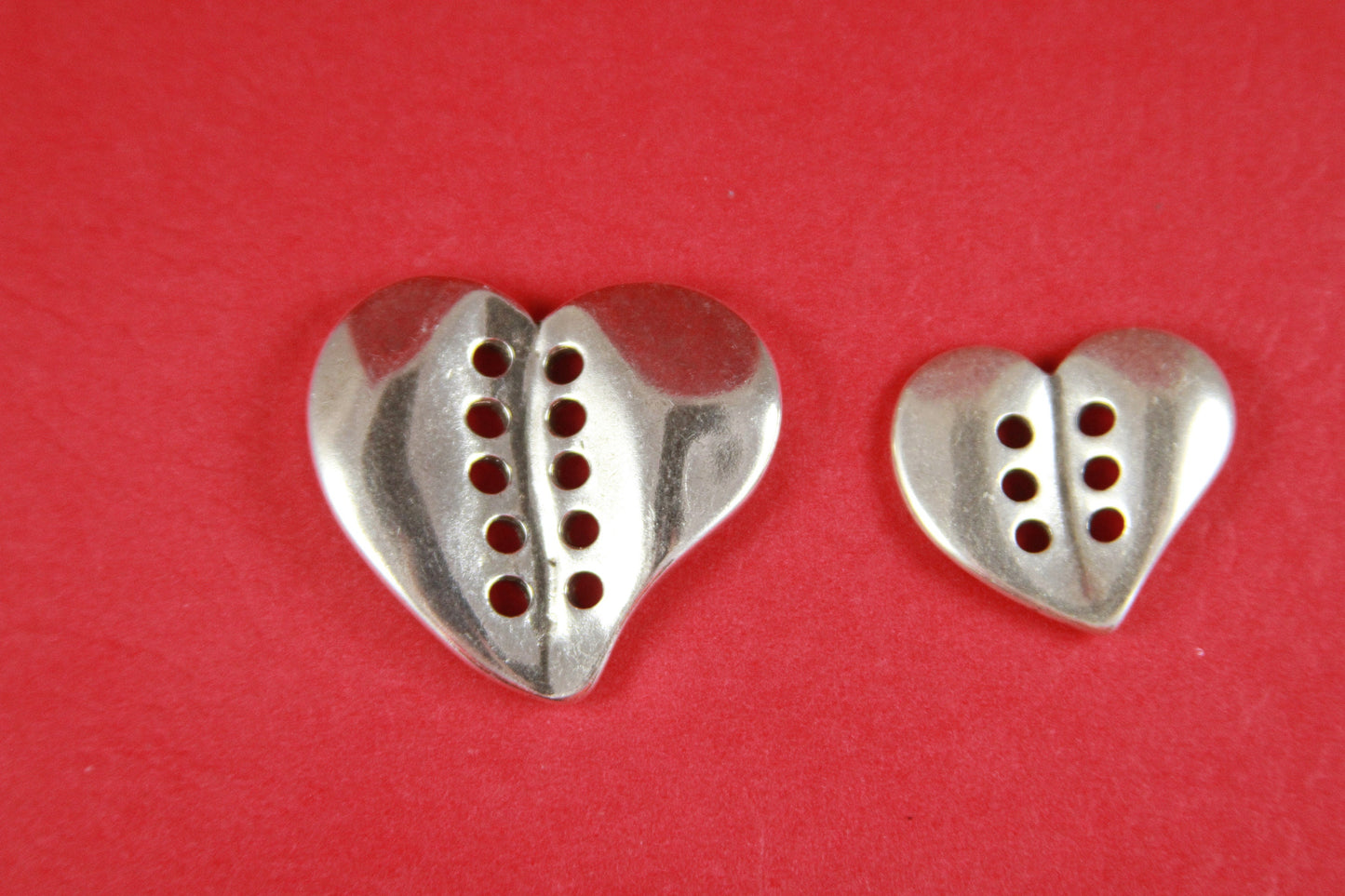 C0145>> MADE in EUROPE zamak heart connector, silver heart slider, stitched heart connector Qty1