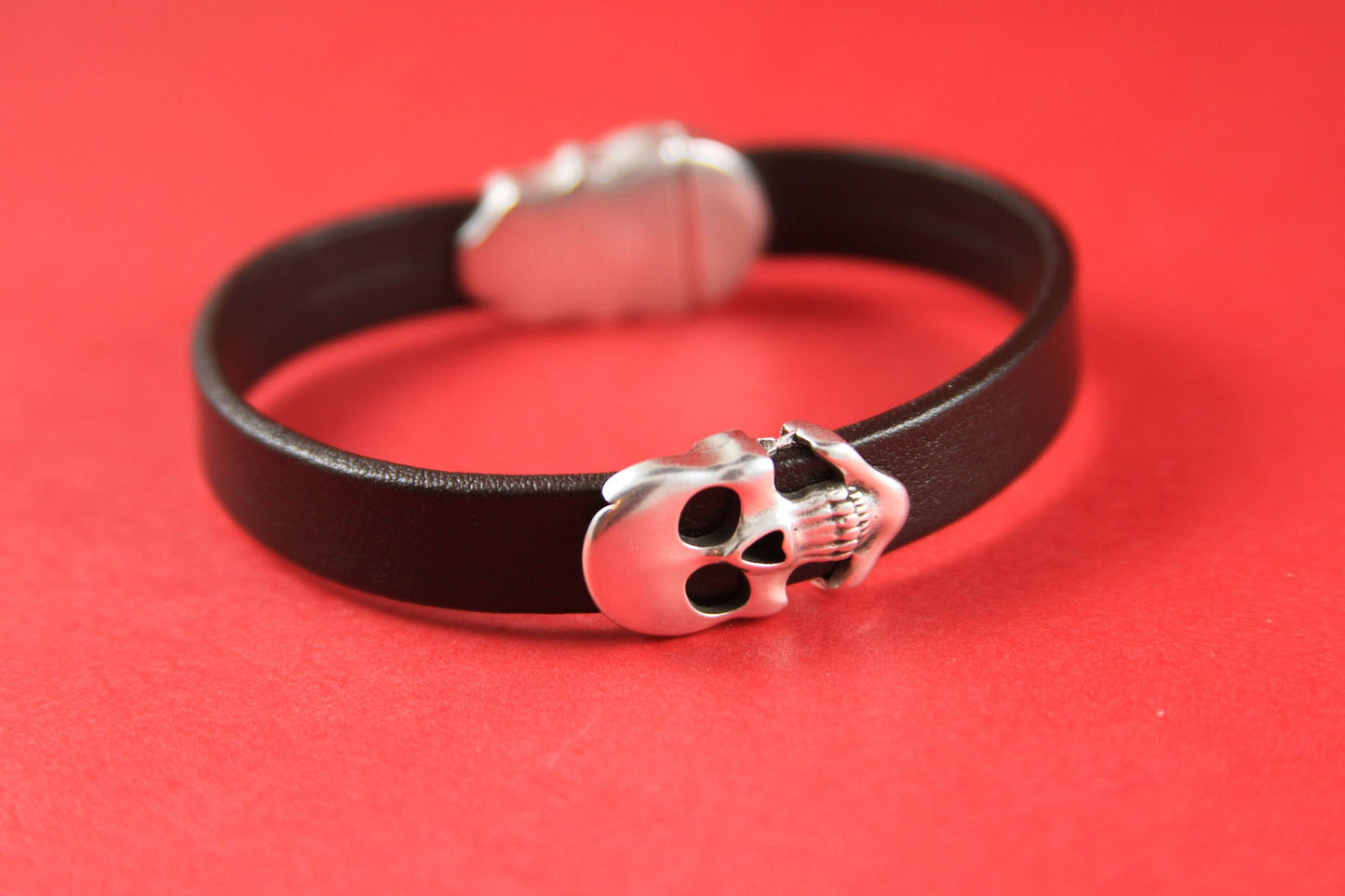 FS0073>>MADE in EUROPE 2 zamak skull sliders, flat cord skull slider, 10mm cord slider, zamak slider (11872) qty2