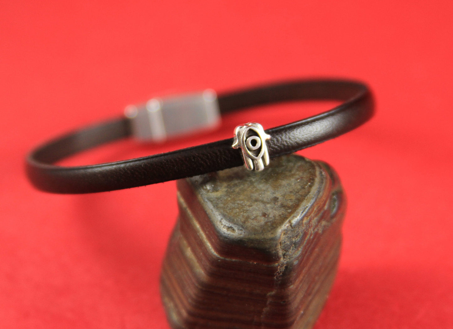 FS0069>>MADE in EUROPE 4 zamak Hamsa hand tiny sliders for 5mm cord, flat 5mm cord slider, zamak Hamsa hand sliders qty4