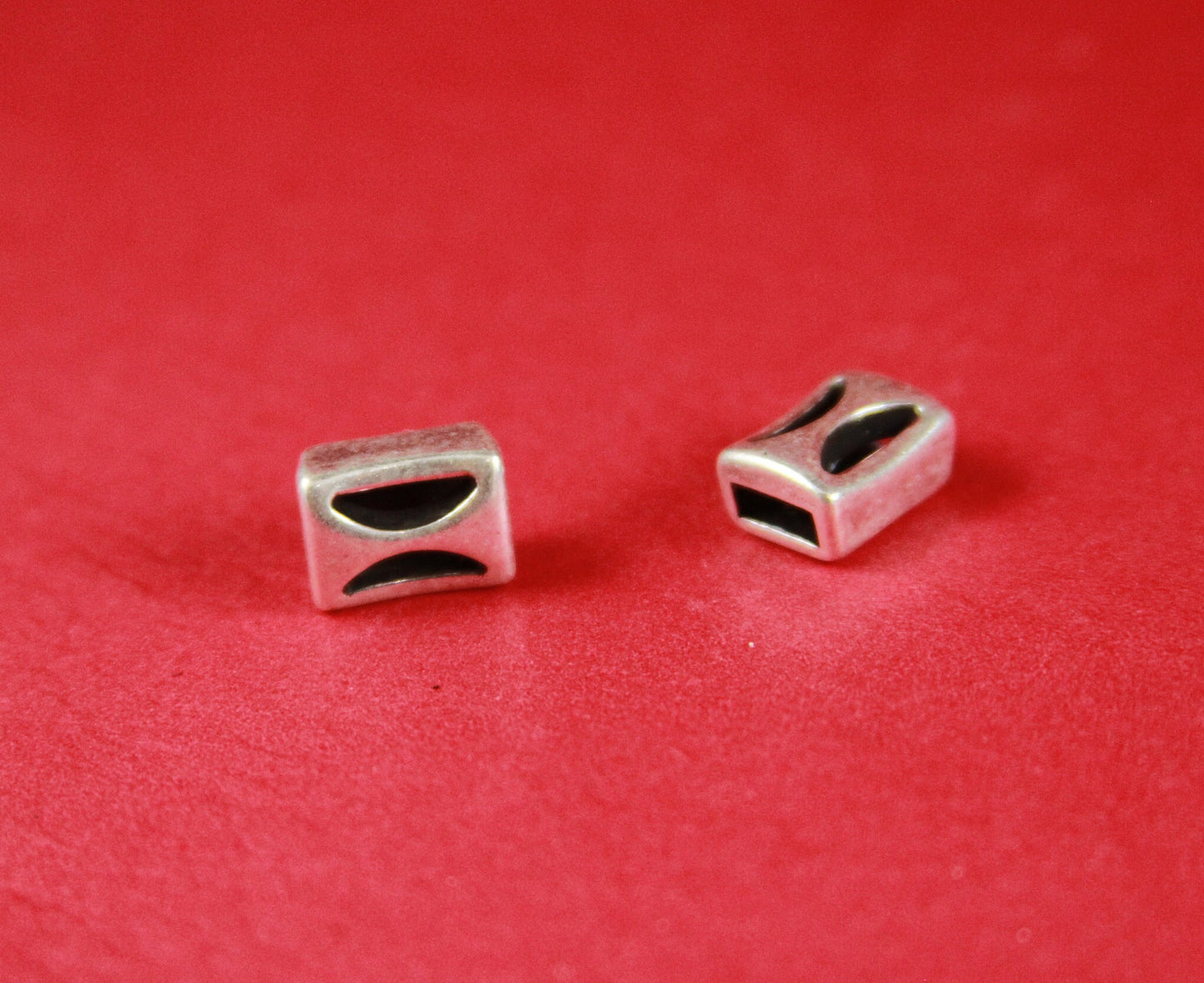 FS0273>>MADE in EUROPE 4 zamak sliders for 5mm cord, flat cord slider, qty4