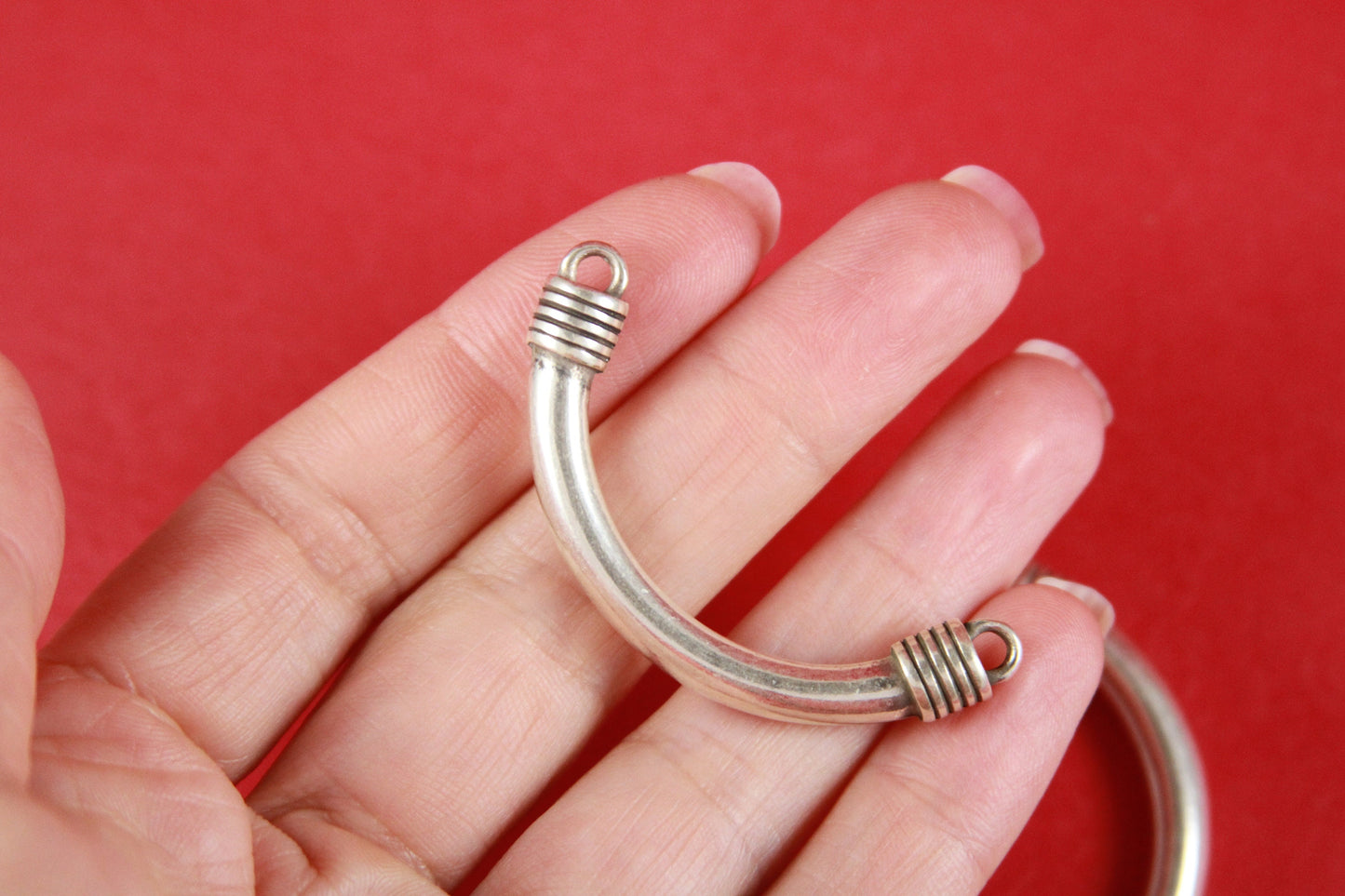 C0020>> MADE in EUROPE 2 zamak half bracelets, 2 silver connectors, zamak connectors qty2