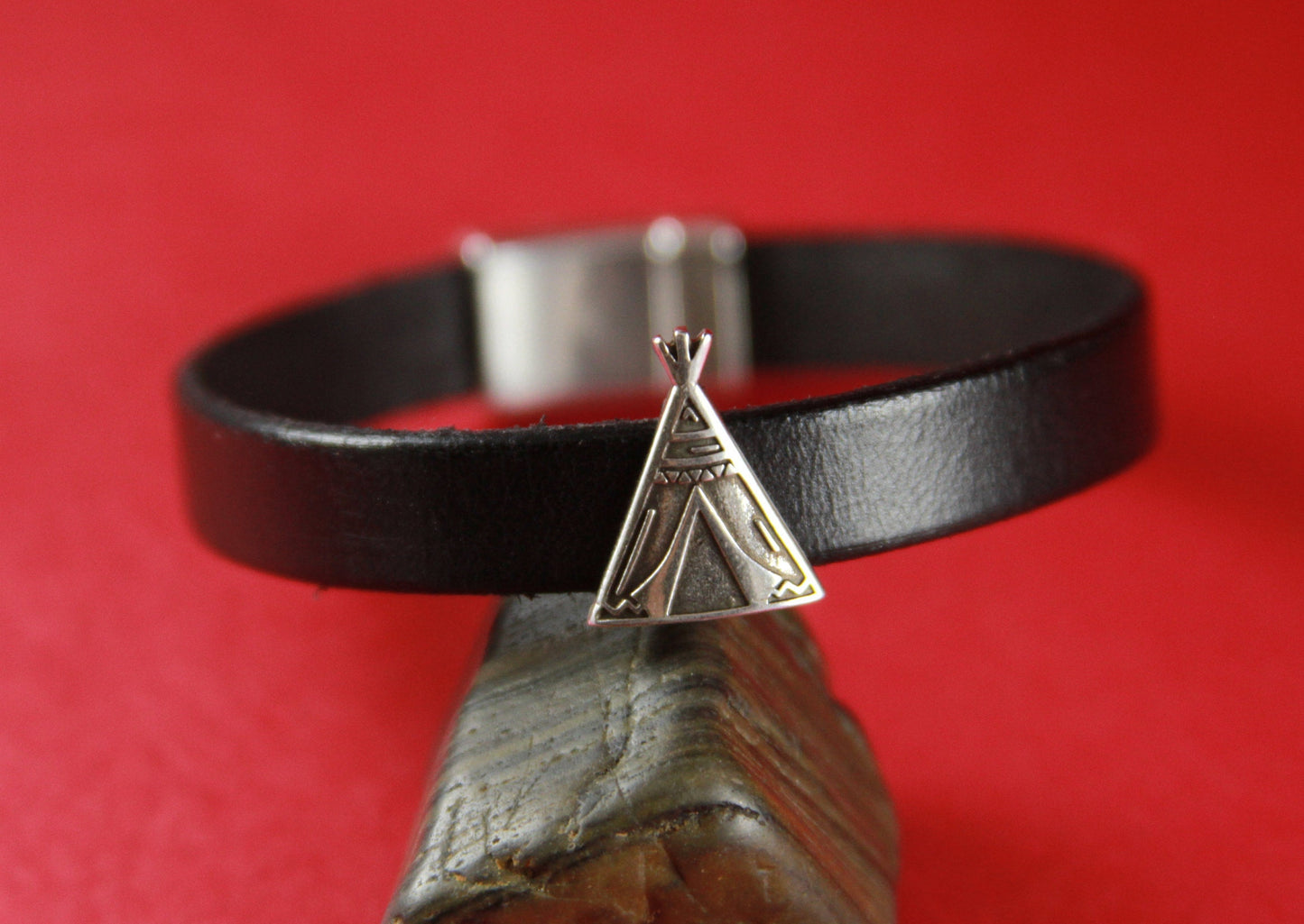 FS0169>> MADE in EUROPE 2 zamak native american tribal tepee sliders, 10mm flat cord sliders, 10mm leather cord sliders Qty2