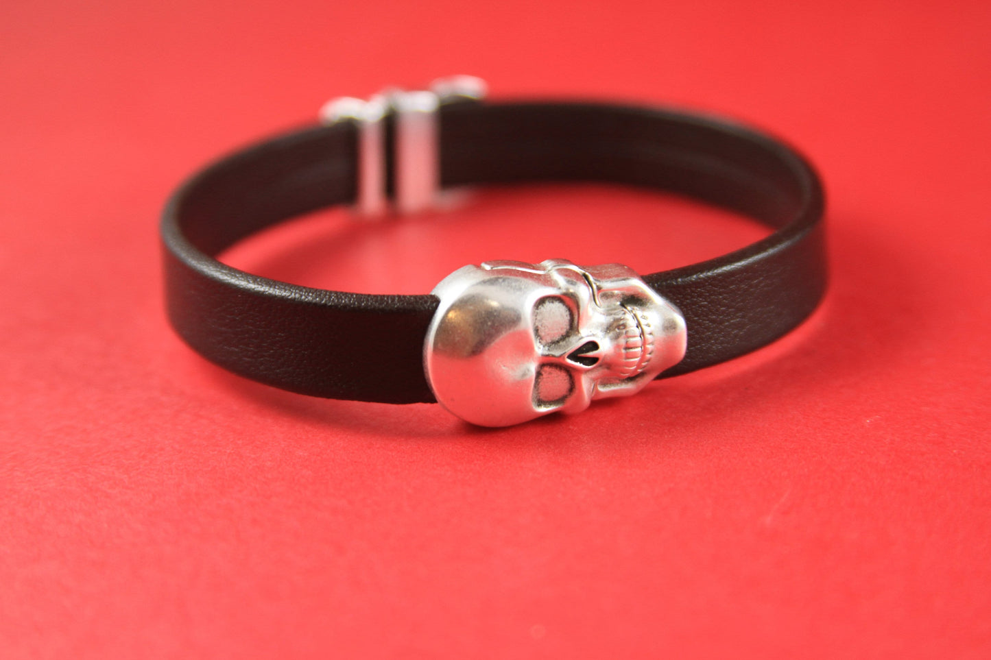 FC0046>>MADE IN EUROPE zamak skull clasp, flat leather cord clasp, 10mm skull clasp, 10mm cord clasp Qty1