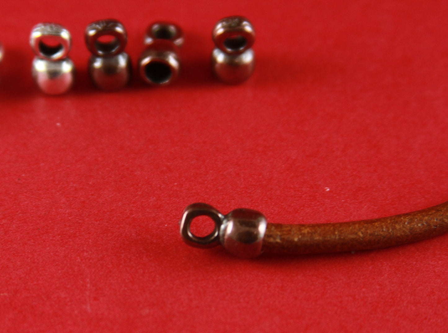 6/7 MADE IN EUROPE zamak 4 cord end caps, 4mm round leather cord ends, bracelet cord ends (X718) Qty4
