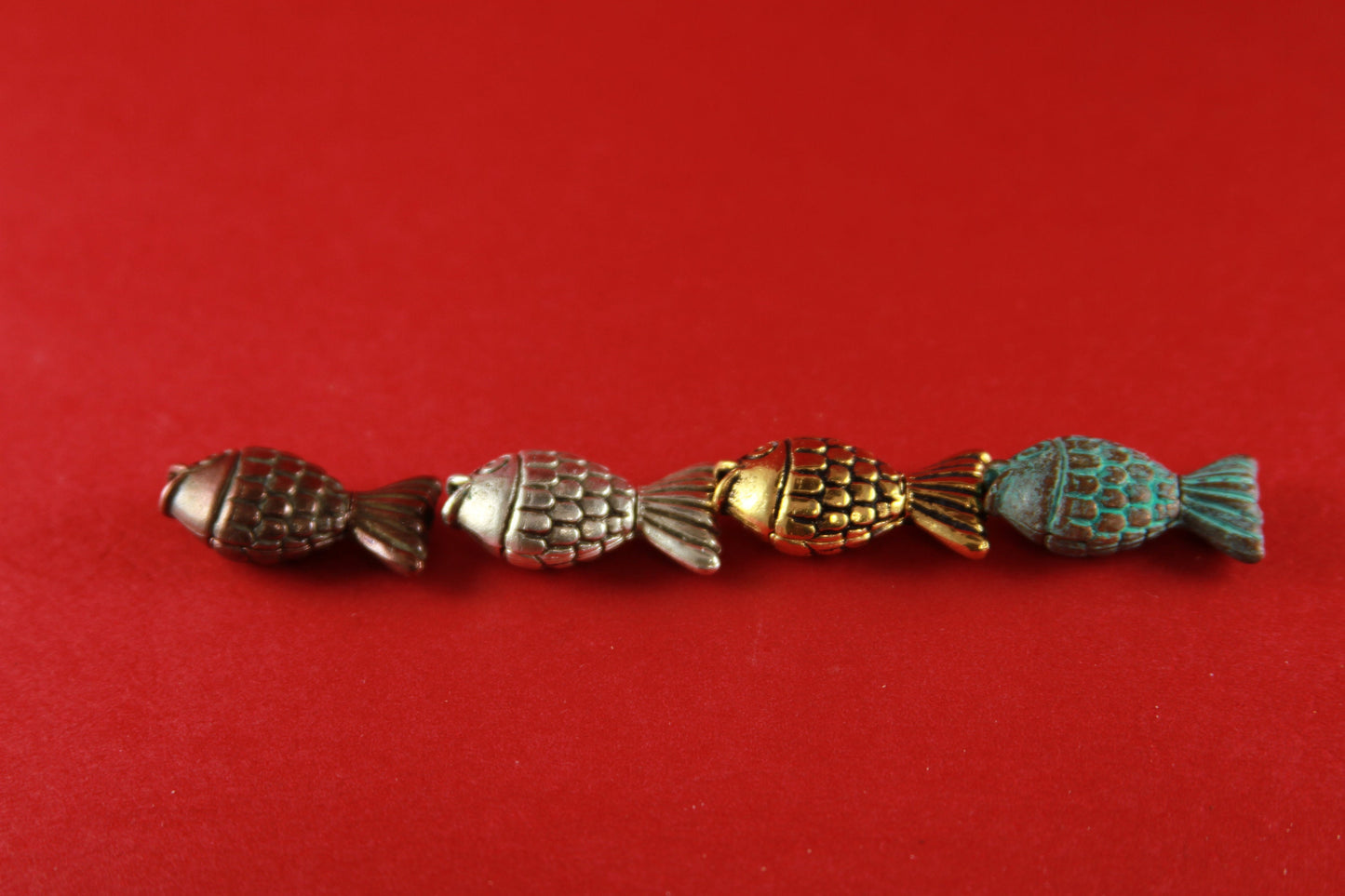 RC0119>>MADE IN EUROPE zamak fish clasp, fish magnetic clasp, 3mm round cord clasp (XM6079)Qty1