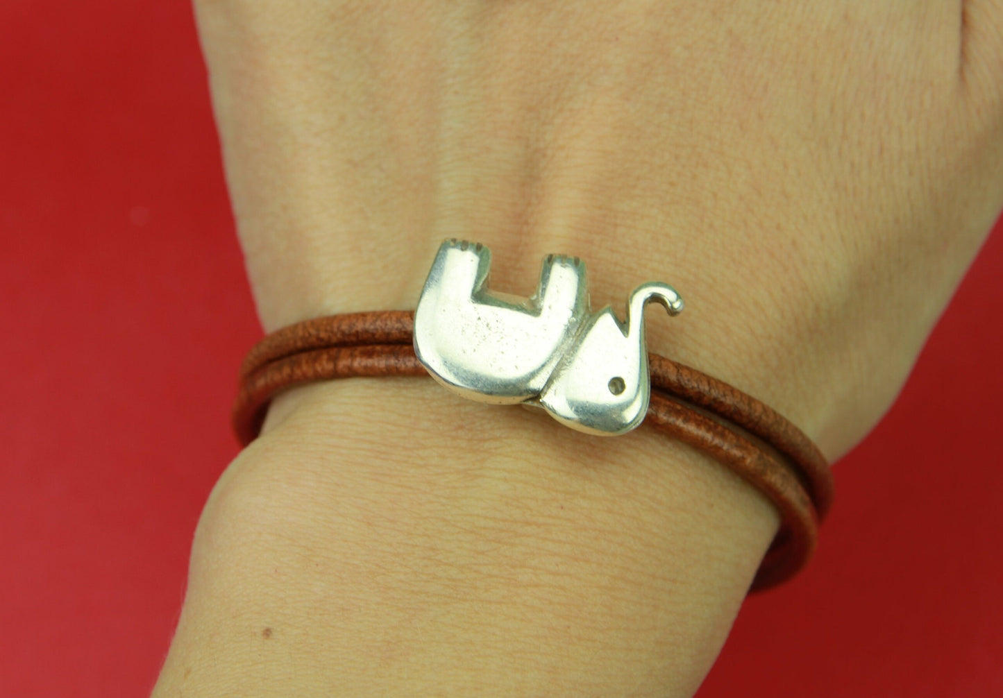 FS0122>>MADE in EUROPE 2 zamak elephant sliders, zamak sliders for round or flat leather cord Qty2