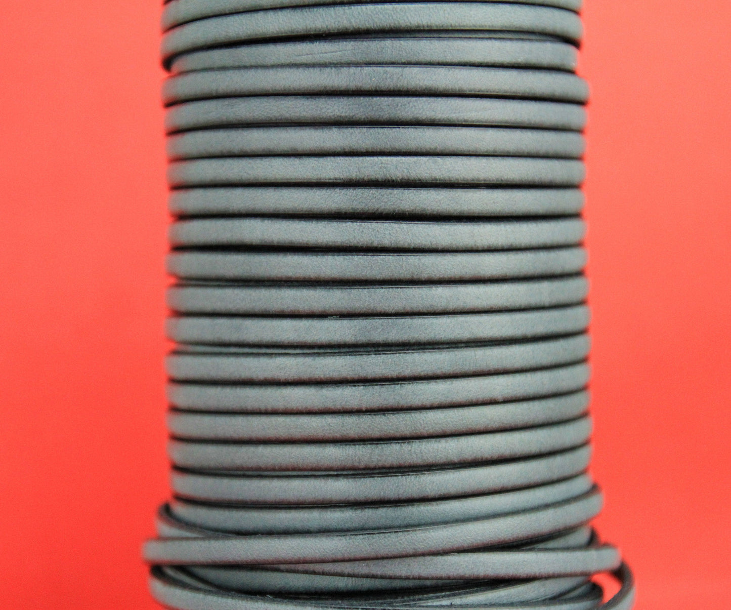MADE in EUROPE 1 yard of 5mm flat gray leather cord, 5mm genuine leather cord, flat 5mm real leather cord (AR100/05/32)
