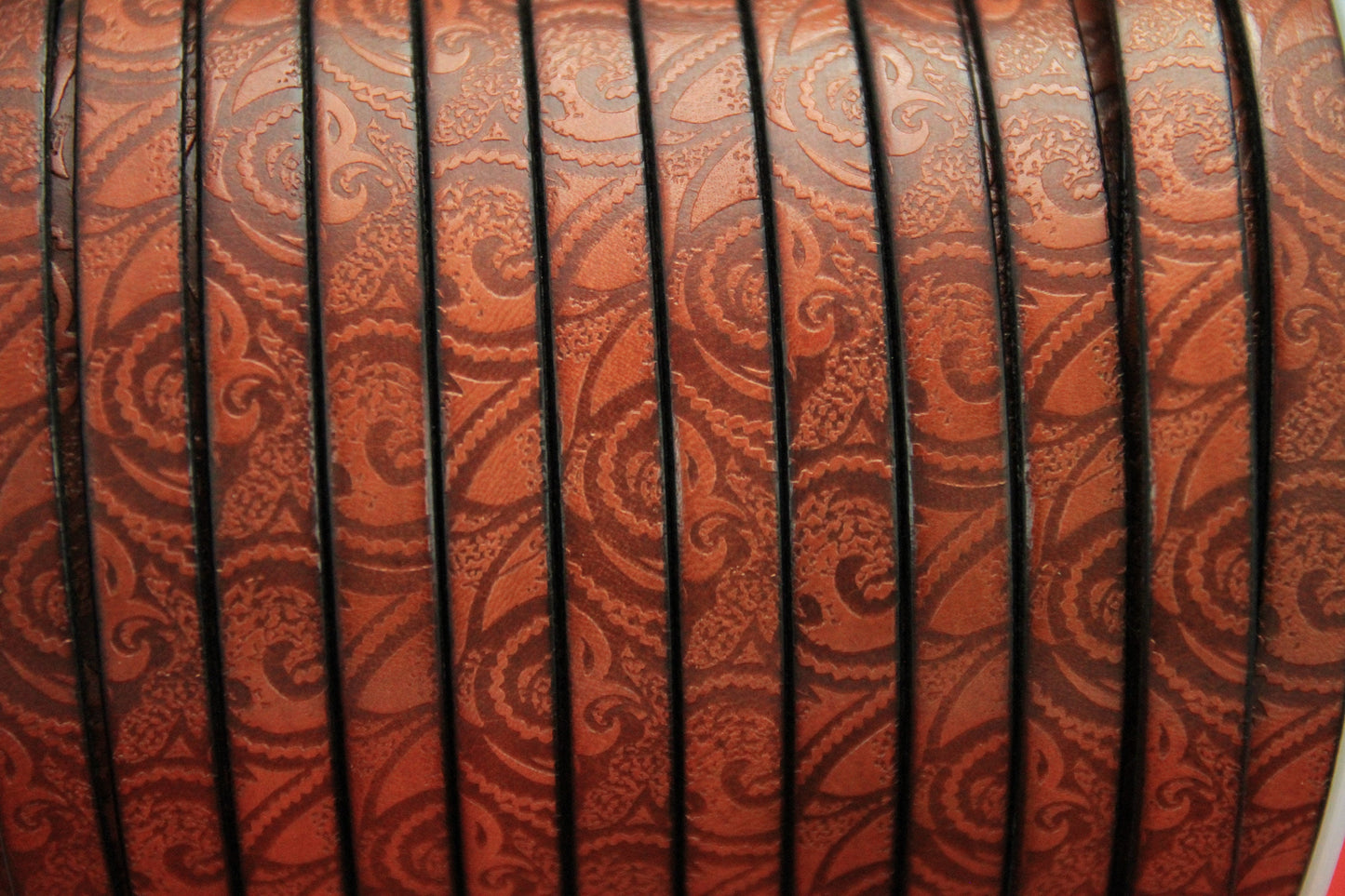 MADE in EUROPE 24'' flat 10mm engraved leather cord, 10mm flat leather cord, 10mm embossed leather cord (503/10/26)