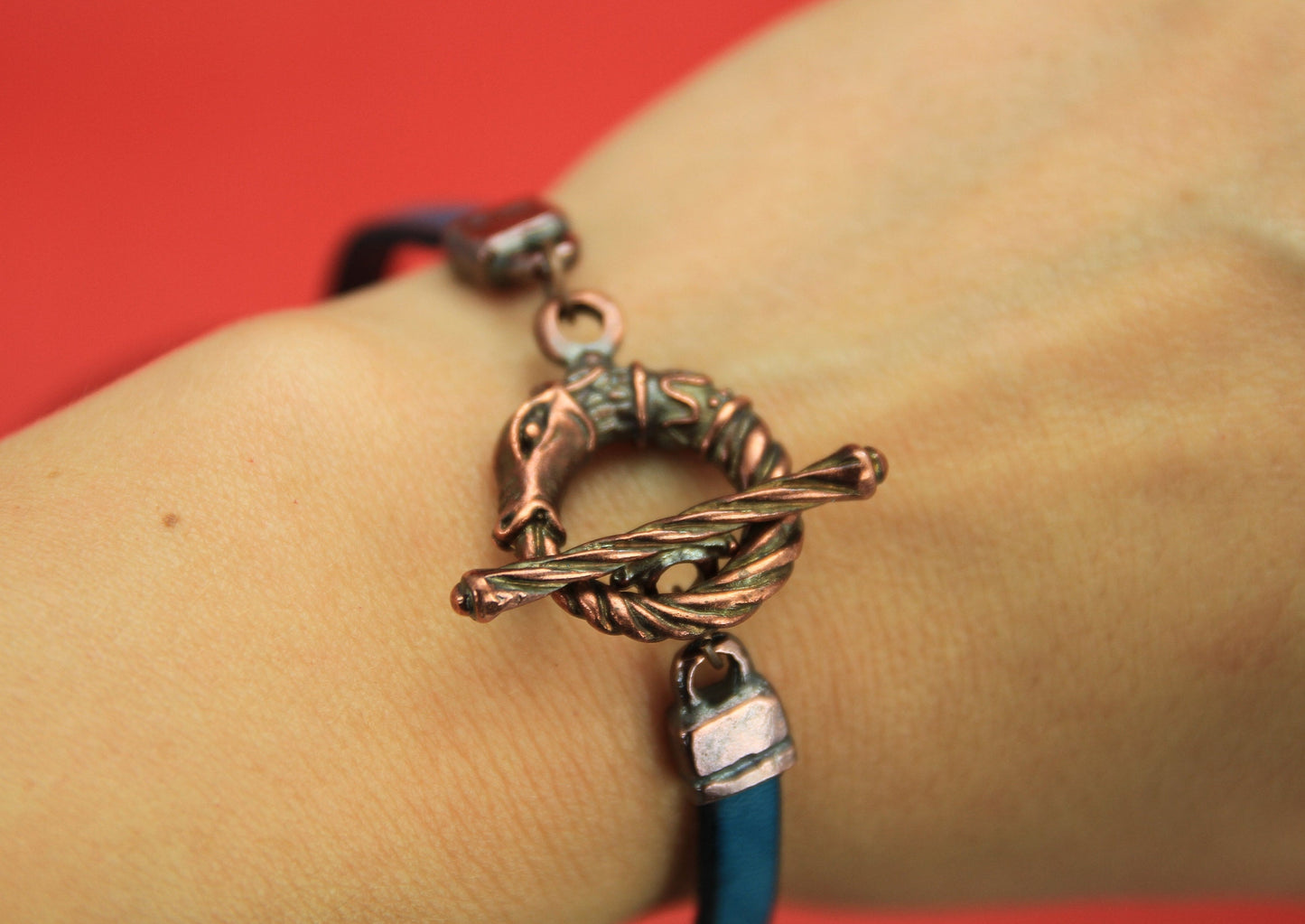 FC0318>>MADE in EUROPE zamak sea horse toggle clasp, 10mm or 5mm flat cord sea horse toggle clasp,(X2779C) Qty1