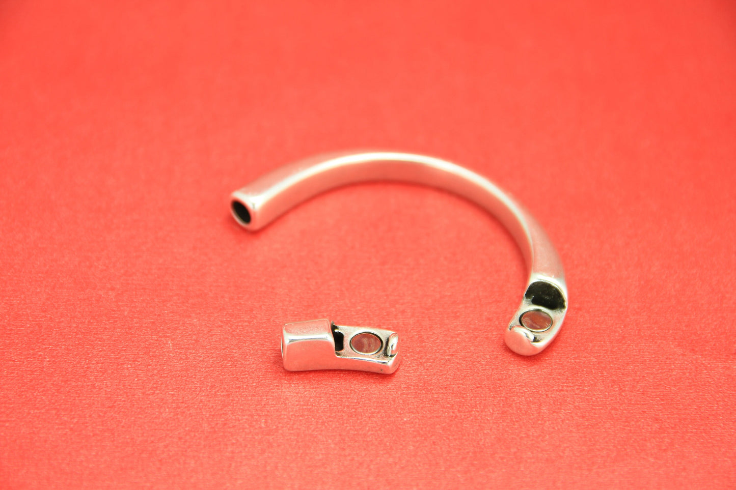 B0080>> MADE IN EUROPE zamak half bracelet, zamak half bracelet, qty 1