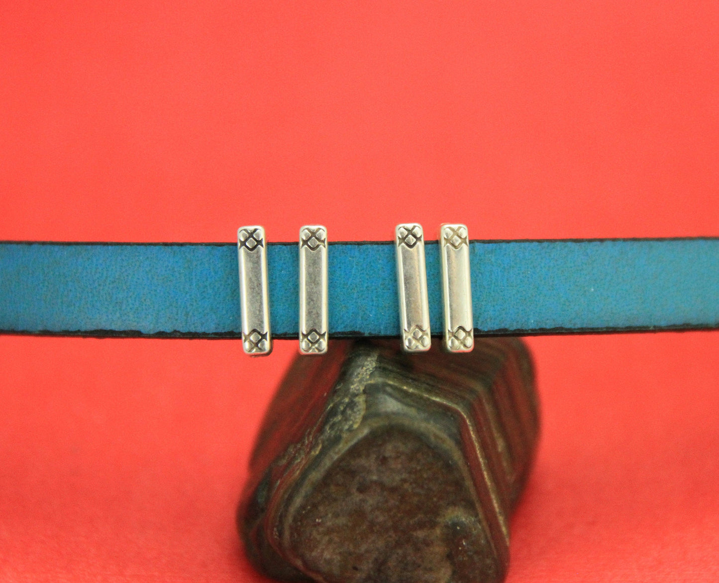 FS0416>>MADE in EUROPE 4 zamak slider bars, 10mm flat cord sliders, 10mm leather cord sliders, Qty4