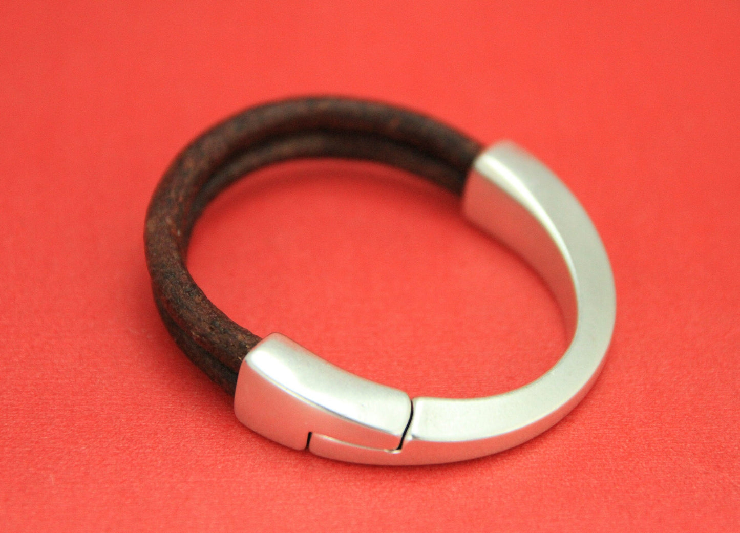 B0081>> MADE IN EUROPE zamak half bracelet, zamak magnetic half bracelet ,qty 1