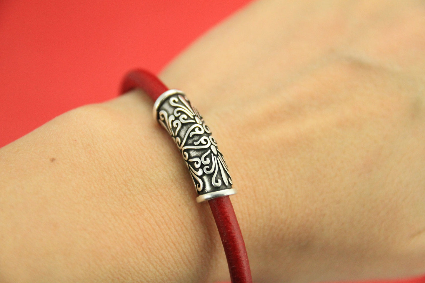 RS0050>>MADE in EUROPE zamak 5mm engraved tube, 5mm hole zamak tube slider, round cord engraved tube, qty1