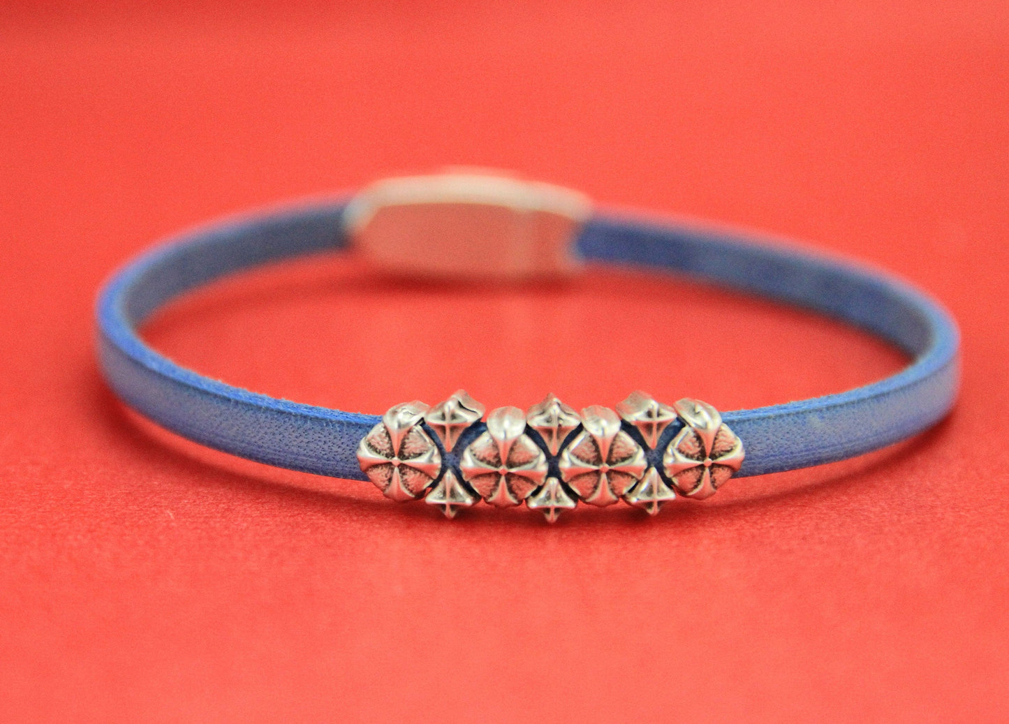 FS0423>>MADE in EUROPE 4 zamak cross sliders, 5mm flat cord zamak tiny embossed cross sliders, zamak slider for 5mm cord, Qty4