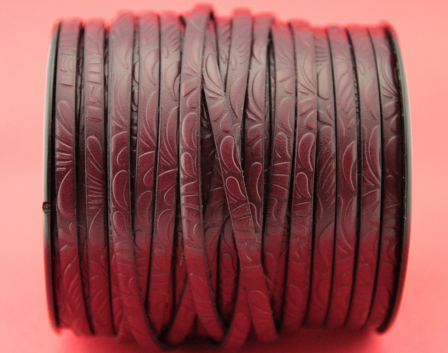 MADE in EUROPE 24" flat leather cord, 5mm leather cord, maroon embossed leather cord (Marf5petgren)