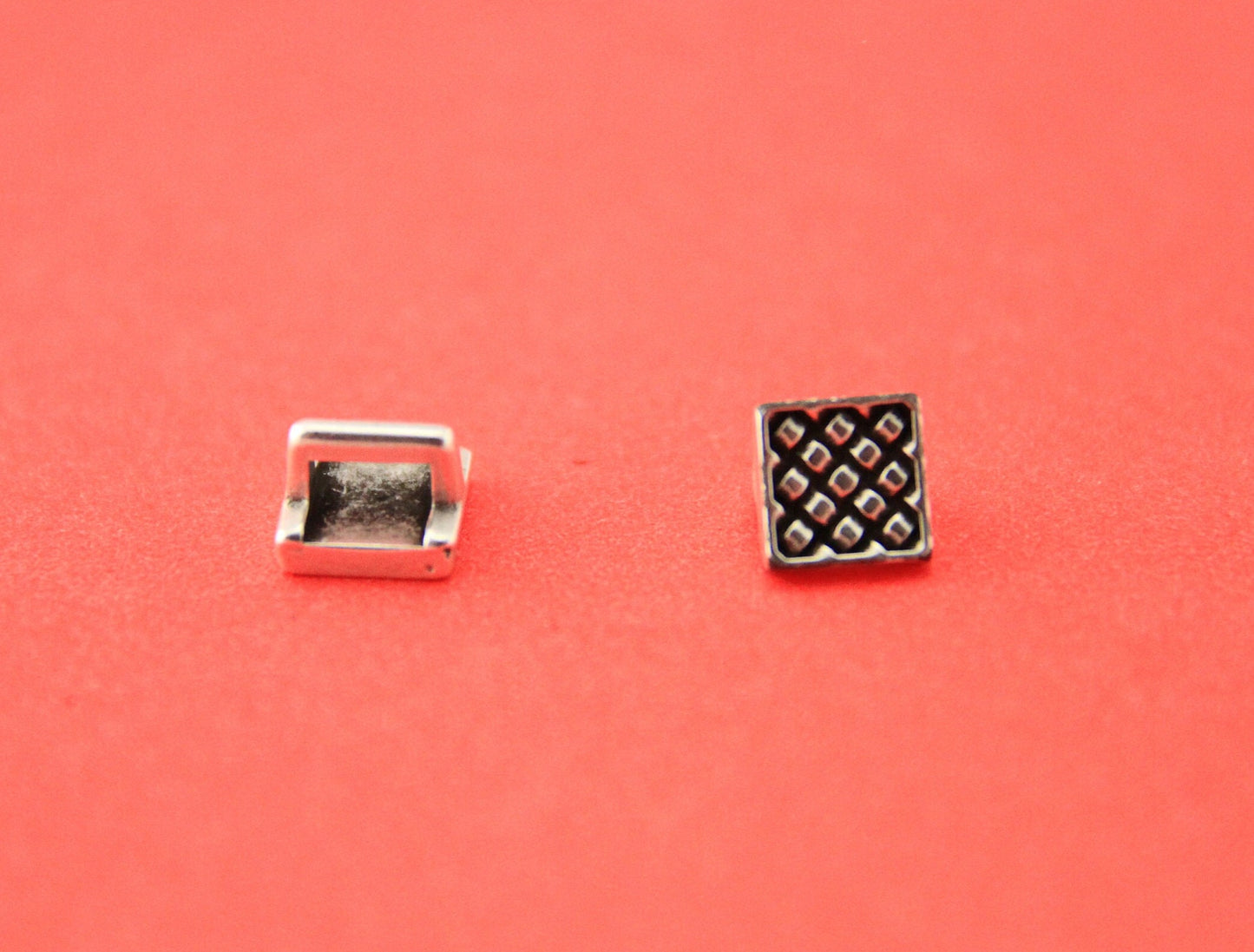 FS0502>>MADE in EUROPE zamak 4 square sliders for 5mm leather, 5mm flat sliders Qty4
