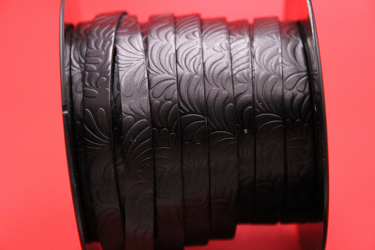 MADE in EUROPE 24" flat leather cord, 10mm embossed leather cord, 10mm black embossed leather cord (AR150/10/34)