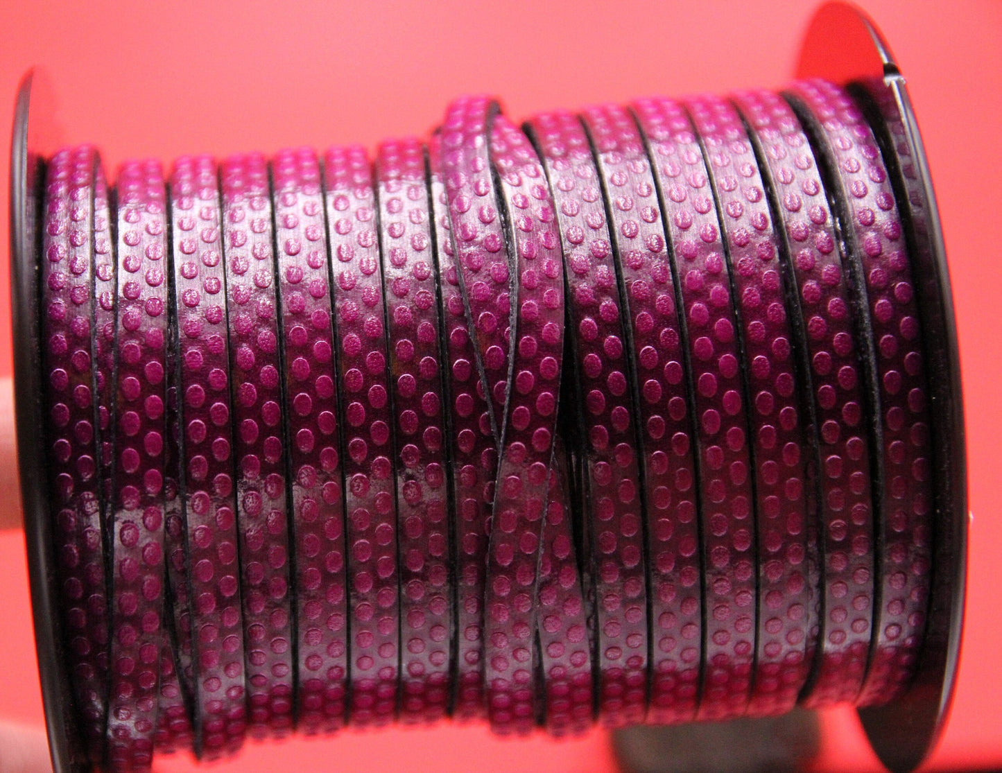 MADE in EUROPE 24'' magenta 5mm leather cord, 5mm embossed leather cord, 5mm embossed leather cord (AR110/05/24)