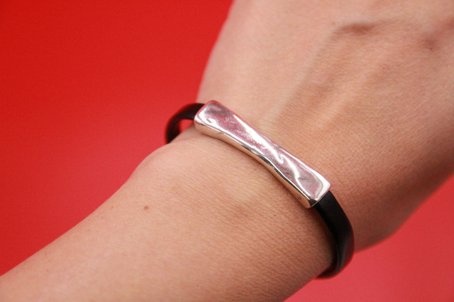 C0160>>MADE in EUROPE flat cord zamak connector, 6mm cord connector, 6mm cord hammered connector Qty1