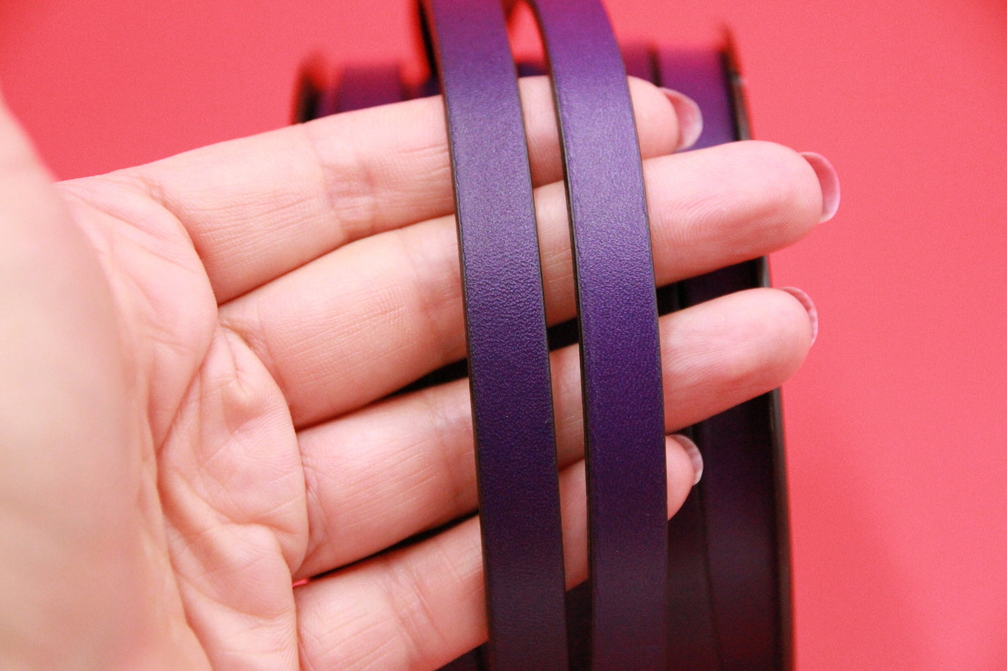 MADE in EUROPE 24" flat leather cord, 10mm leather cord, purple genuine leather cord (TCP10/28)