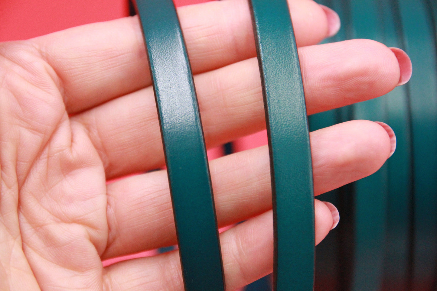 MADE in EUROPE 24" flat leather cord, 10mm leather cord, genuine leather cord (TCP10/64)