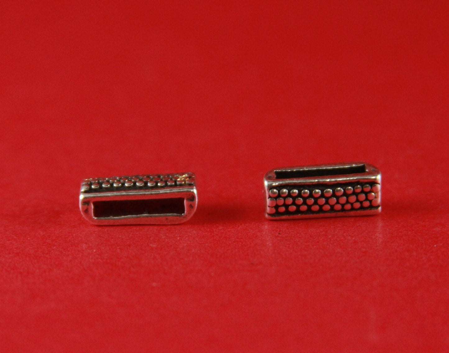 FS0205>>MADE in EUROPE 4 zamak beaded sliders, 10mm flat cord slider bars, 10mm leather cord sliders, zamak sliders (F727) Qty4