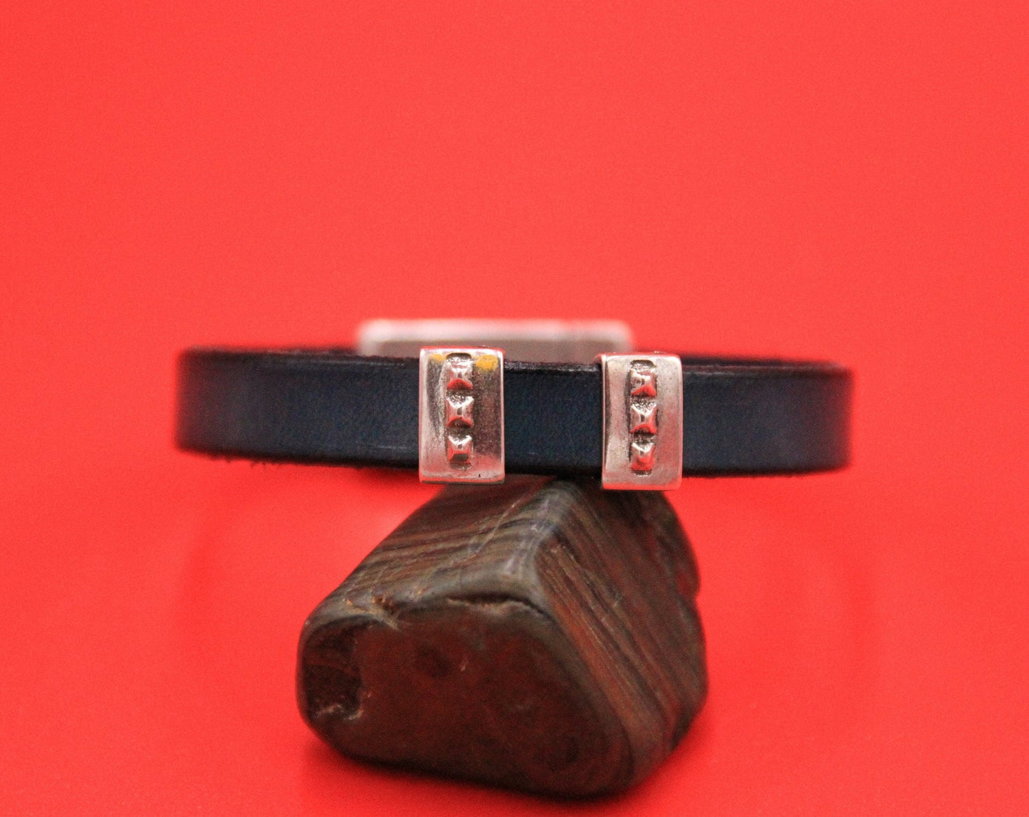 FS0569>>MADE in EUROPE 2 zamak sliders, 10mm flat cord sliders, 10mm leather cord sliders, zamak sliders (F722S) Qty2