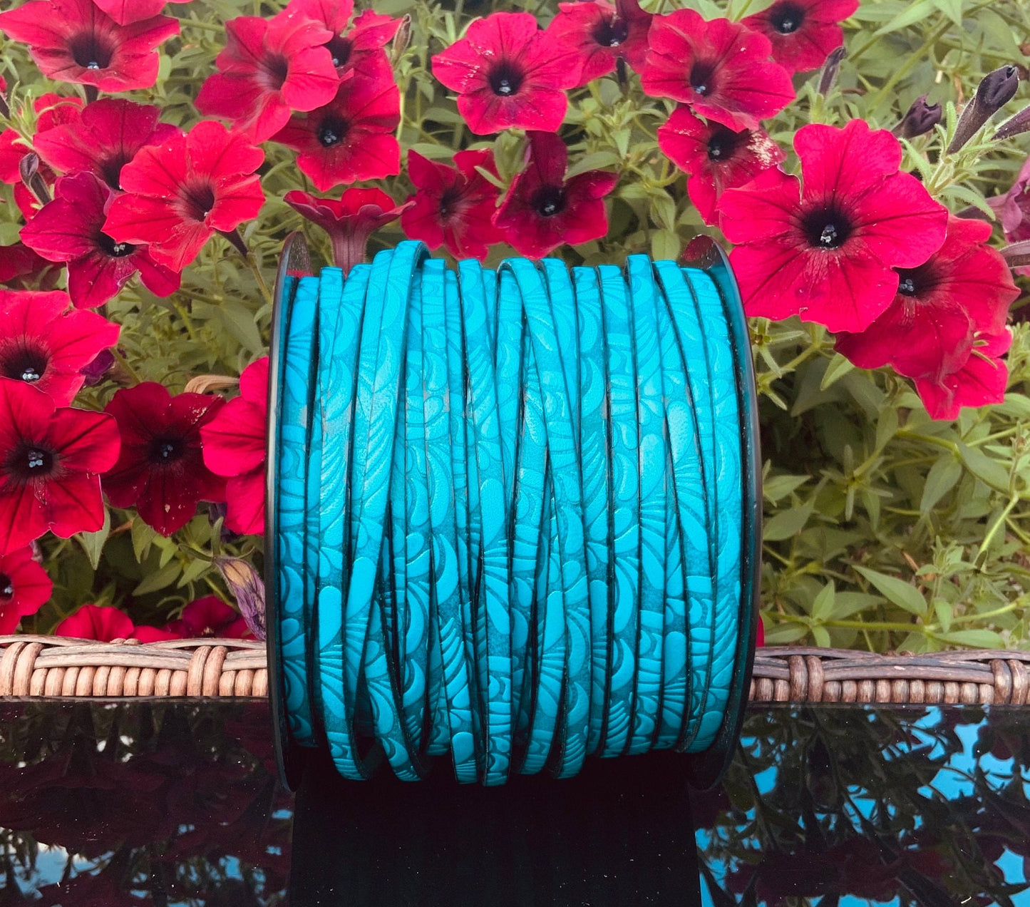 MADE in EUROPE 24'' flat 5mm floral engraved leather cord, 5mm flat leather cord, 5mm embossed leather cord(AR150/05/18)