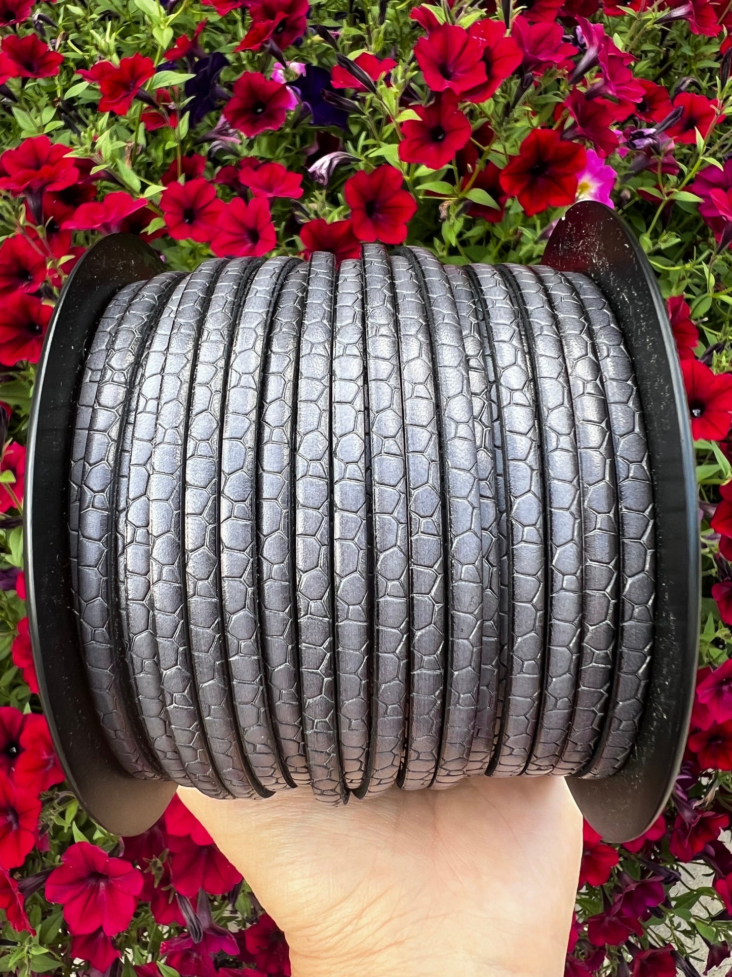 MADE in EUROPE 24" flat leather cord, crocodile skin embossed 5mm leather cord, genuine leather cord (AR250/05/32)