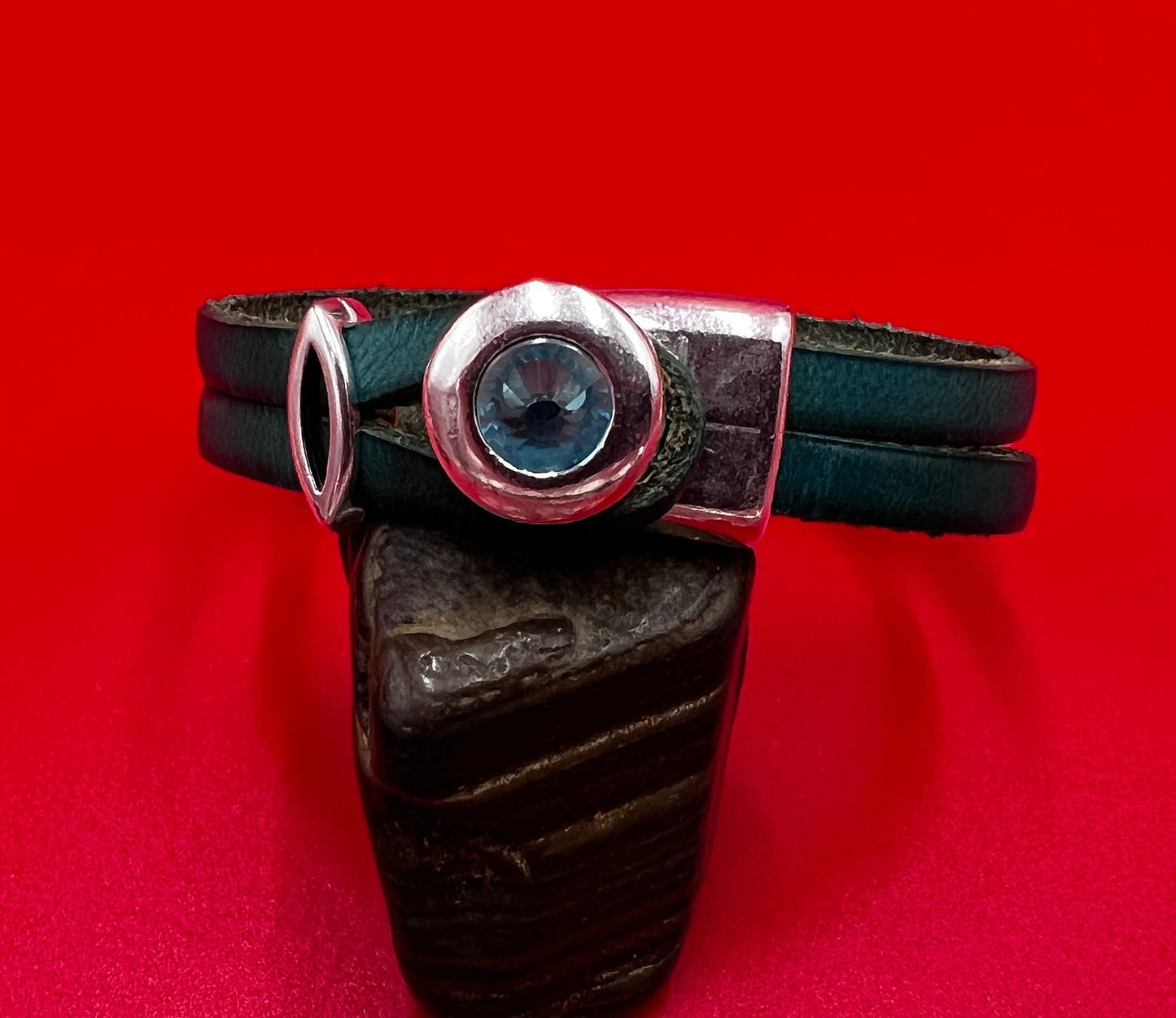 FC0415>> MADE in EU 5mm flat cord button clasp with Swarovski crystal and slider, 5mm flat cord clasp