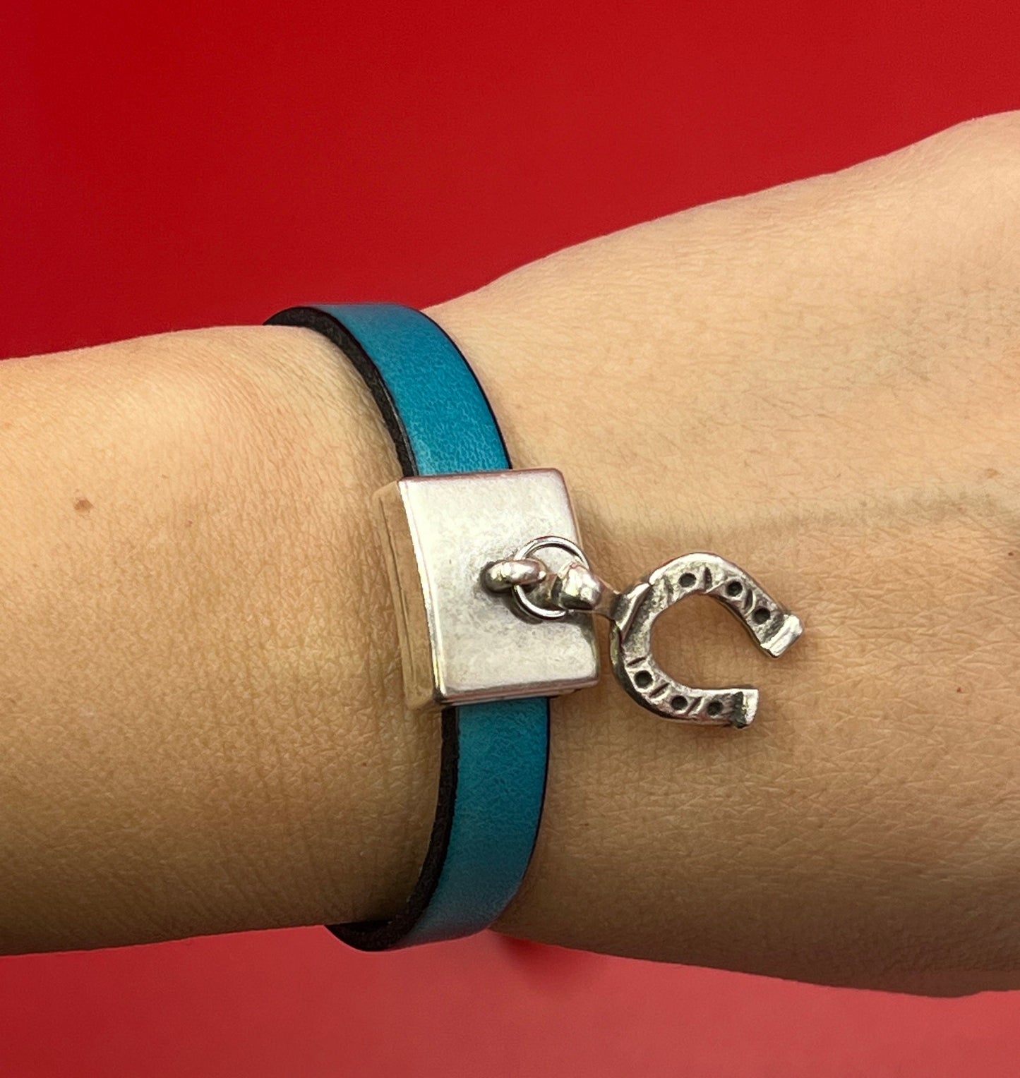 FC0063>>MADE in EUROPE zamak clasp, flat cord clasp, 10mm flat cord clasp, leather cord clasp with charm holder ring (78919/10) Qty1