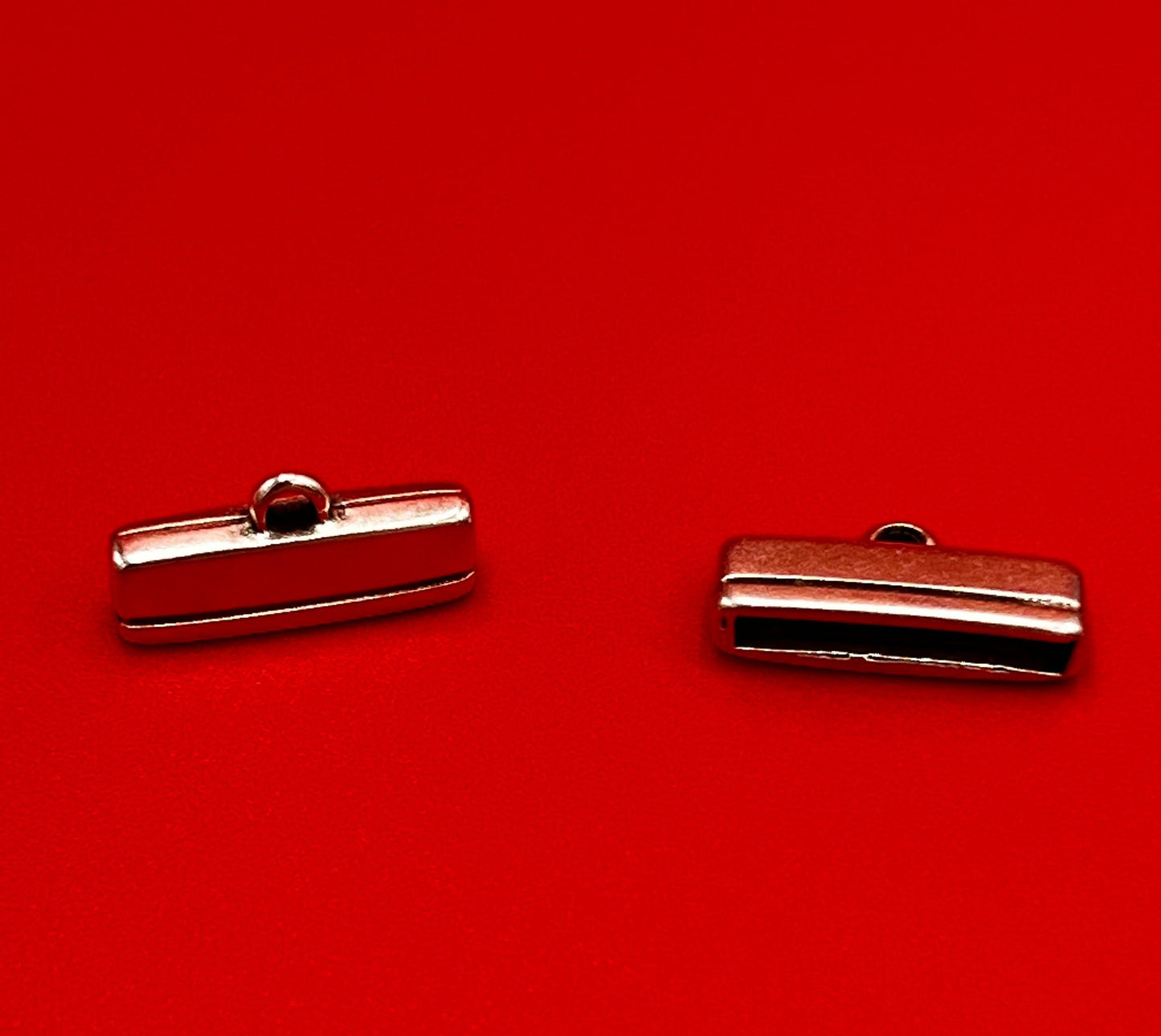 FC0429>> MADE in EUROPE 2 Zamak cord end caps for 20mm cord, 20mm Zamak cord ends, Qty 2