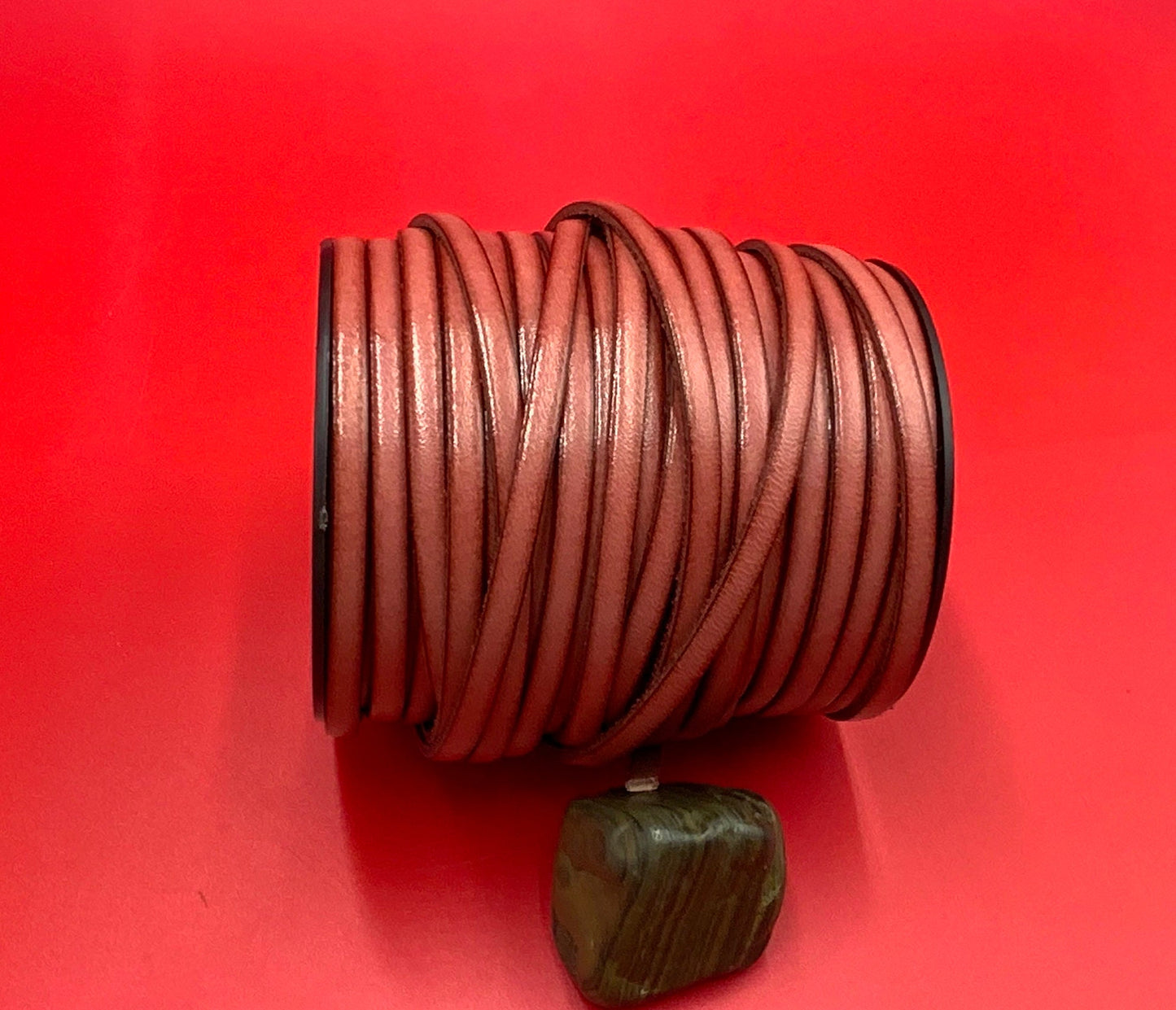 MADE in EUROPE 1 yard flat 5mm leather cord, 5mm flat leather cord, 5mm dusty pink leather cord (AR100/05/dustypink)