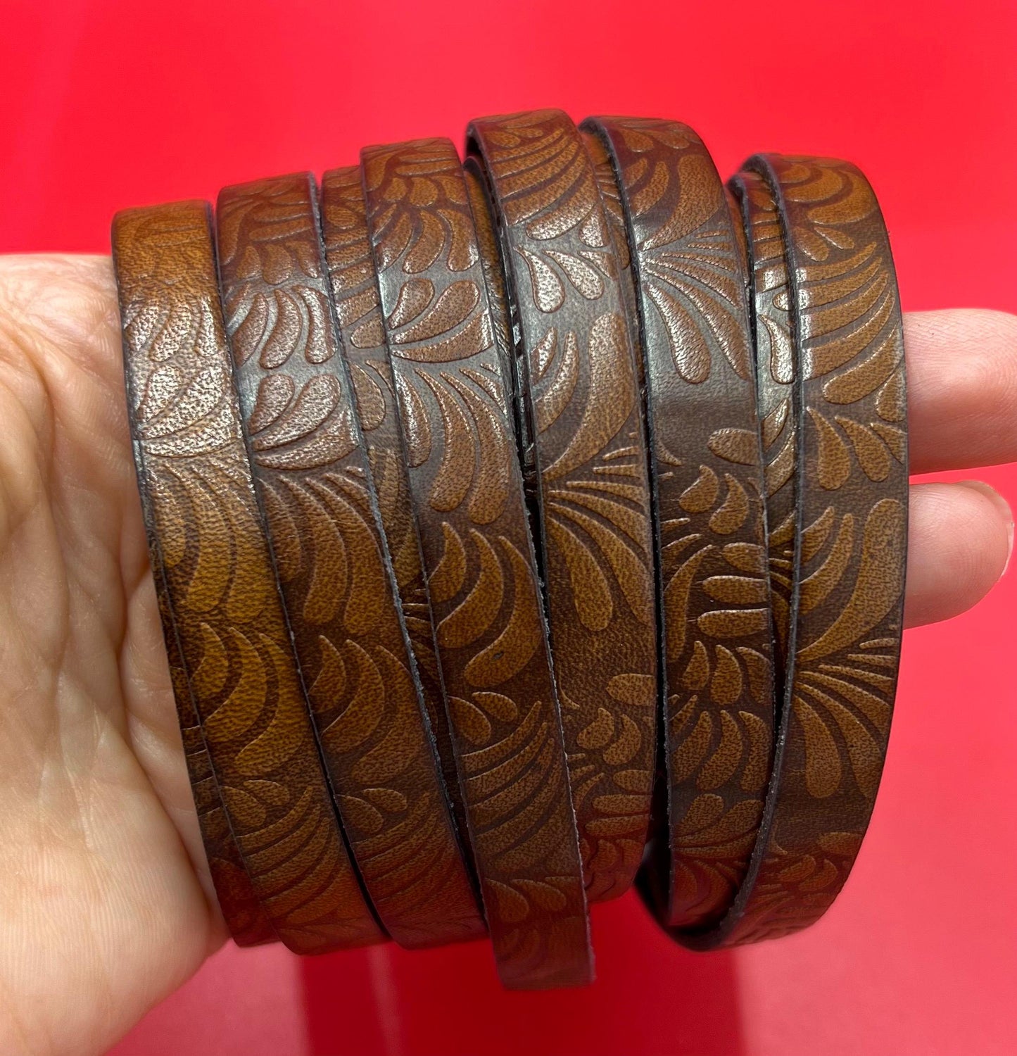 MADE in EUROPE 24" flat leather cord, 10mm leather cord, floral embossed leather cord (AR150/10/07)