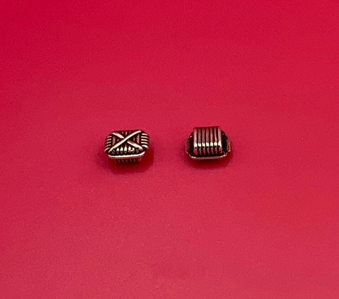 FS0657>> MADE IN EUROPE 2 zamak flat cord sliders, 10mm or 6mm cord sliders, qty2