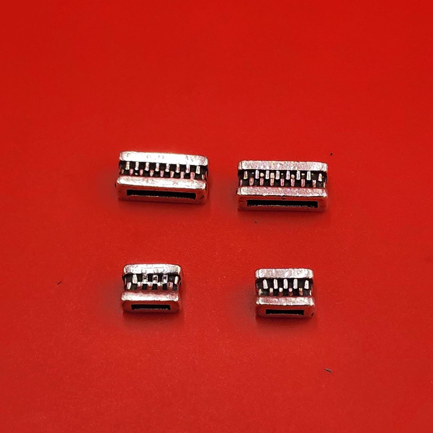 FS0672>>MADE in EUROPE 4 slider bars, 10mm and 5mm flat cord sliders, Qty 4