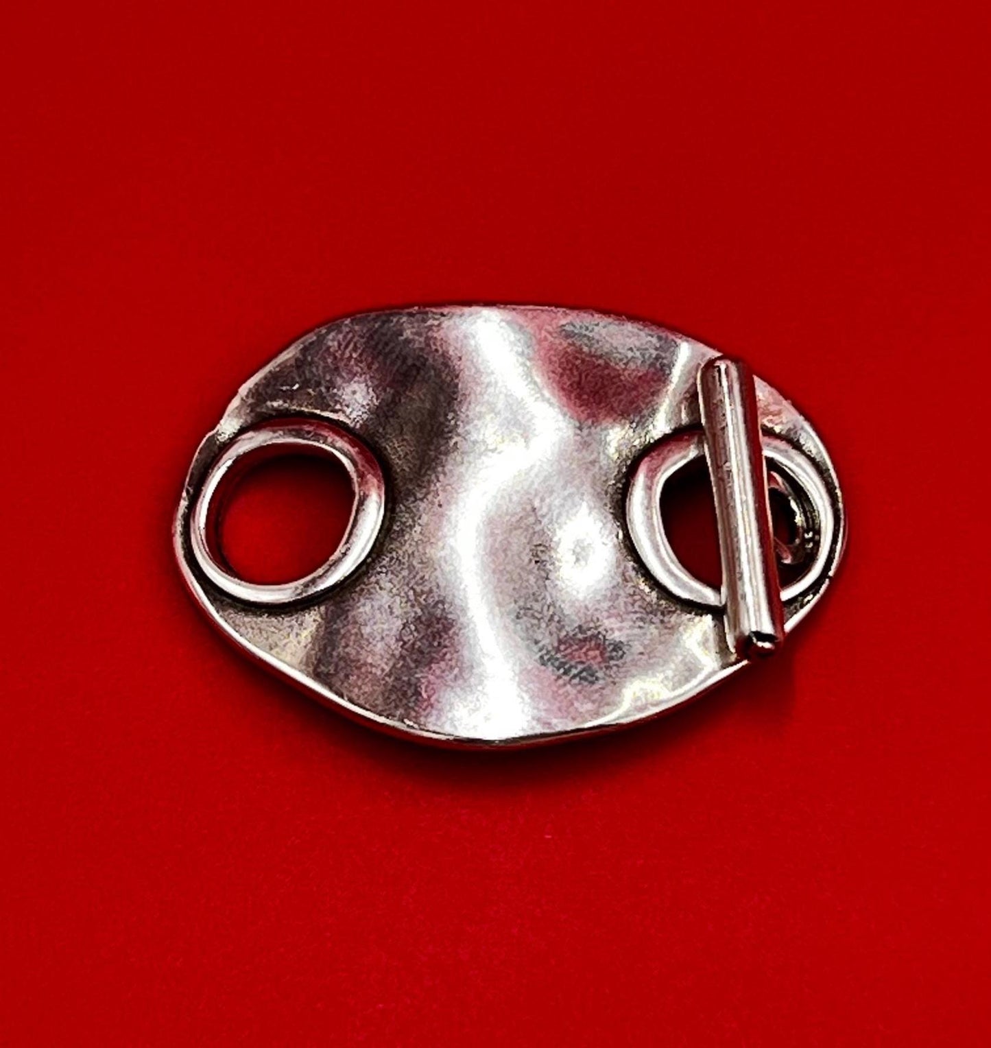 RC0262>>MADE in EUROPE zamak TOGGLE clasp, oval hammered toggle clasp, Qty1