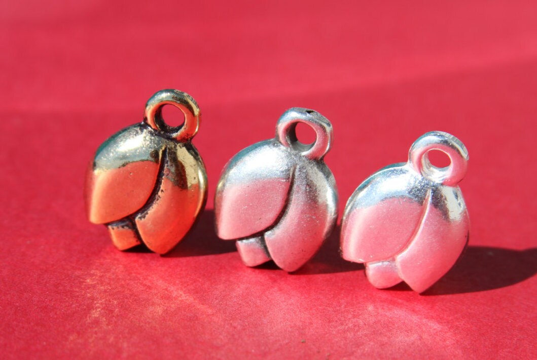 6/2 MADE IN EUROPE 2end cord end caps, leather cord end caps, bracelet clasp, flower end caps, flower clasp (X5996as) QTY2