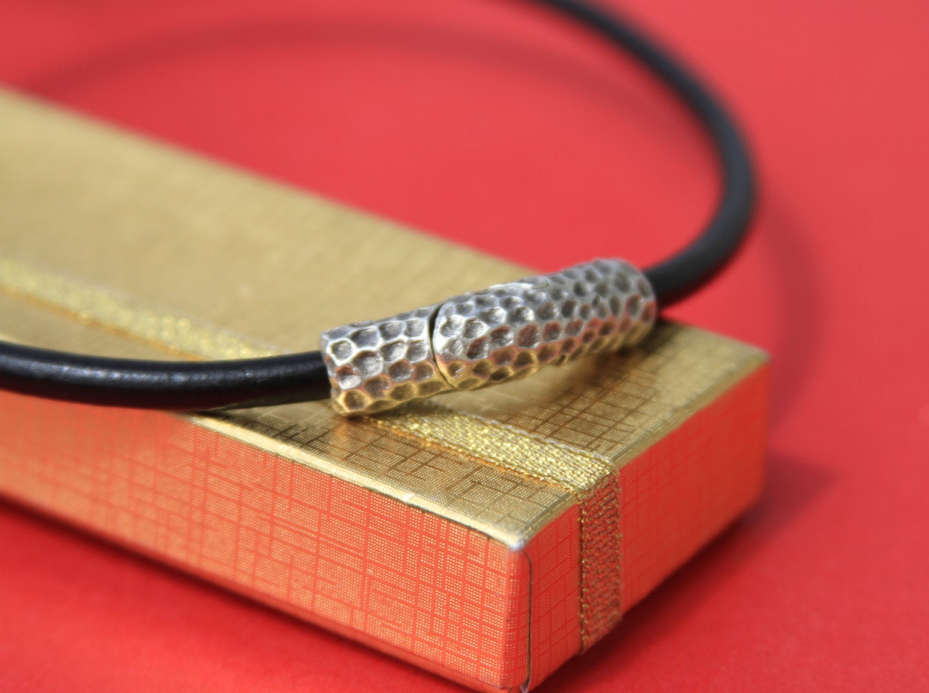 MADE in EUROPE magnetic clasp for 4mm round leather cord, silver magnetic clasp, round magnetic clasp (Xm6011AS) qty1
